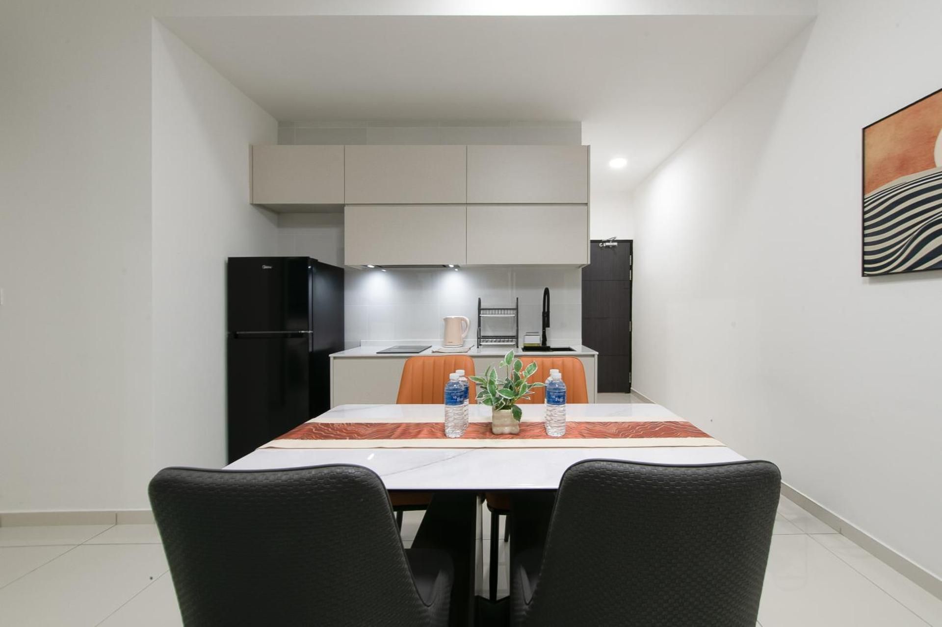 JBCC Space Residency Cityview 2BR Unit With 2Bathroom#645ft²(Free Parking/next to KSL/Exra Bed/Picture Window/Kitchen/ Refrigerator/Washing Machine/Infinity Pool)