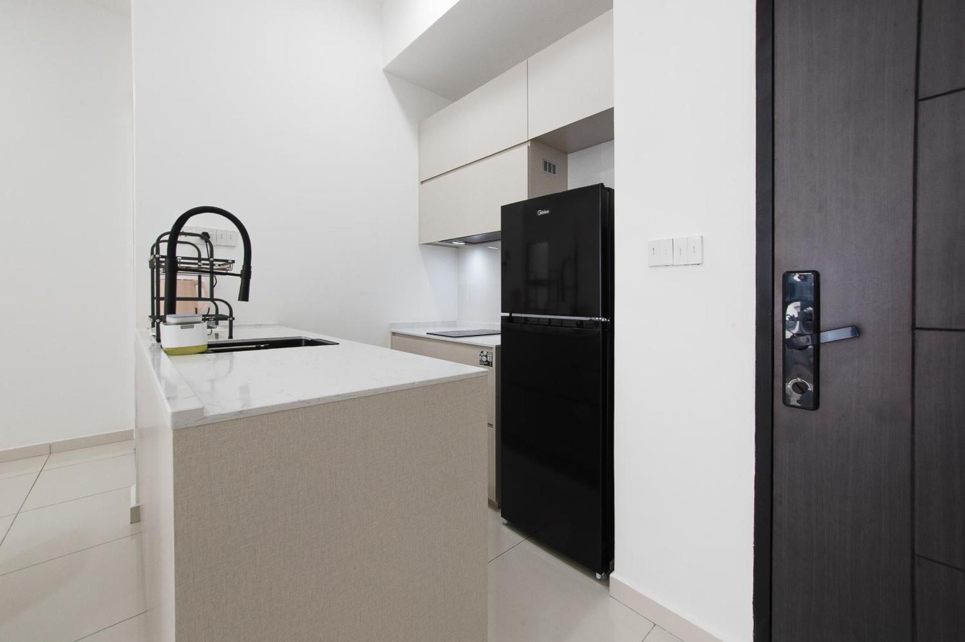 JBCC Space Residency Cityview 2BR Unit With 2Bathroom#748ft²(Free Parking/next to KSL/Exra Bed/Picture Window/Kitchen/ Refrigerator/Washing Machine/Infinity Pool)