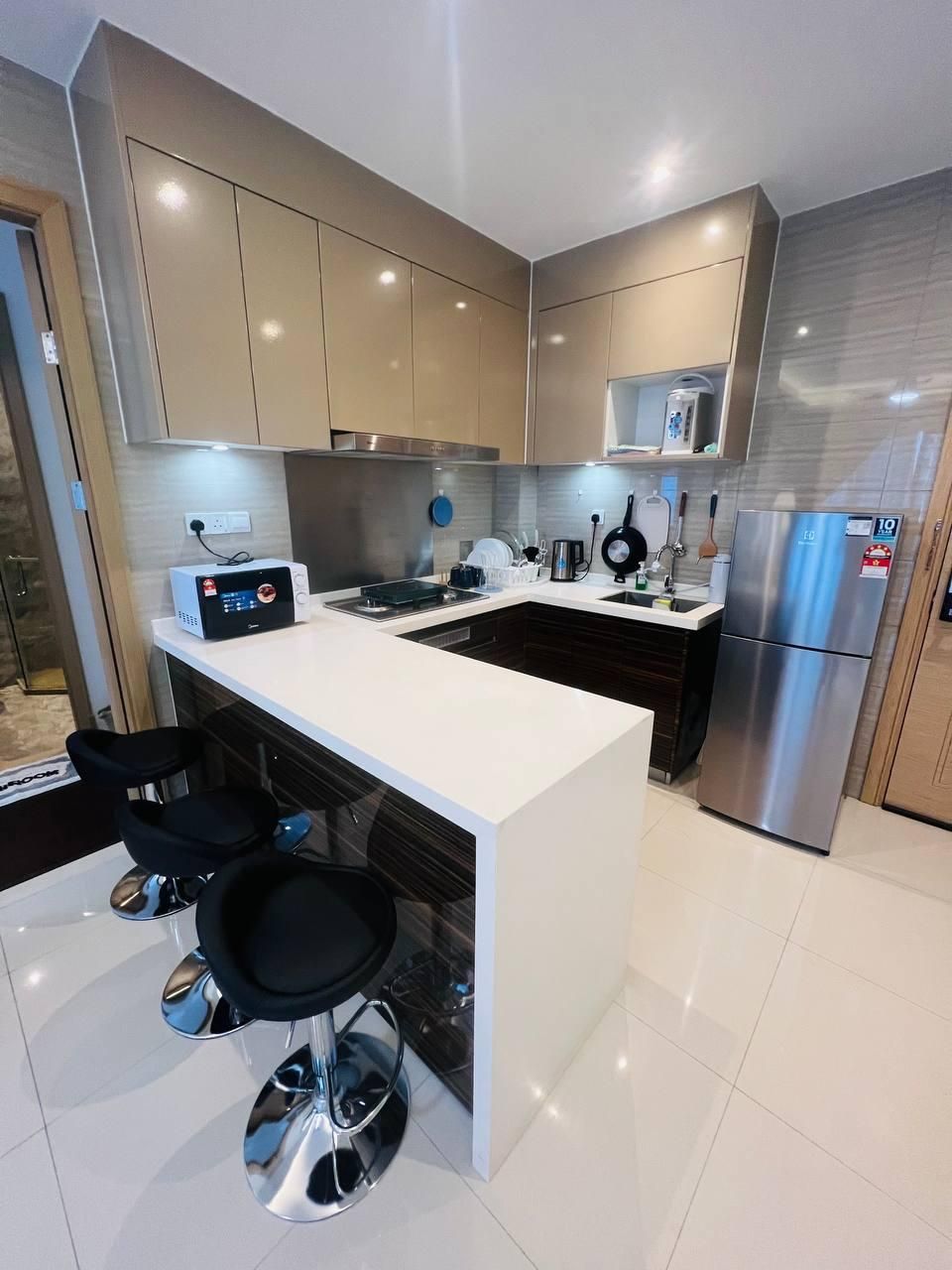 Spacious 1BR unit at R&F Princess by ANJU