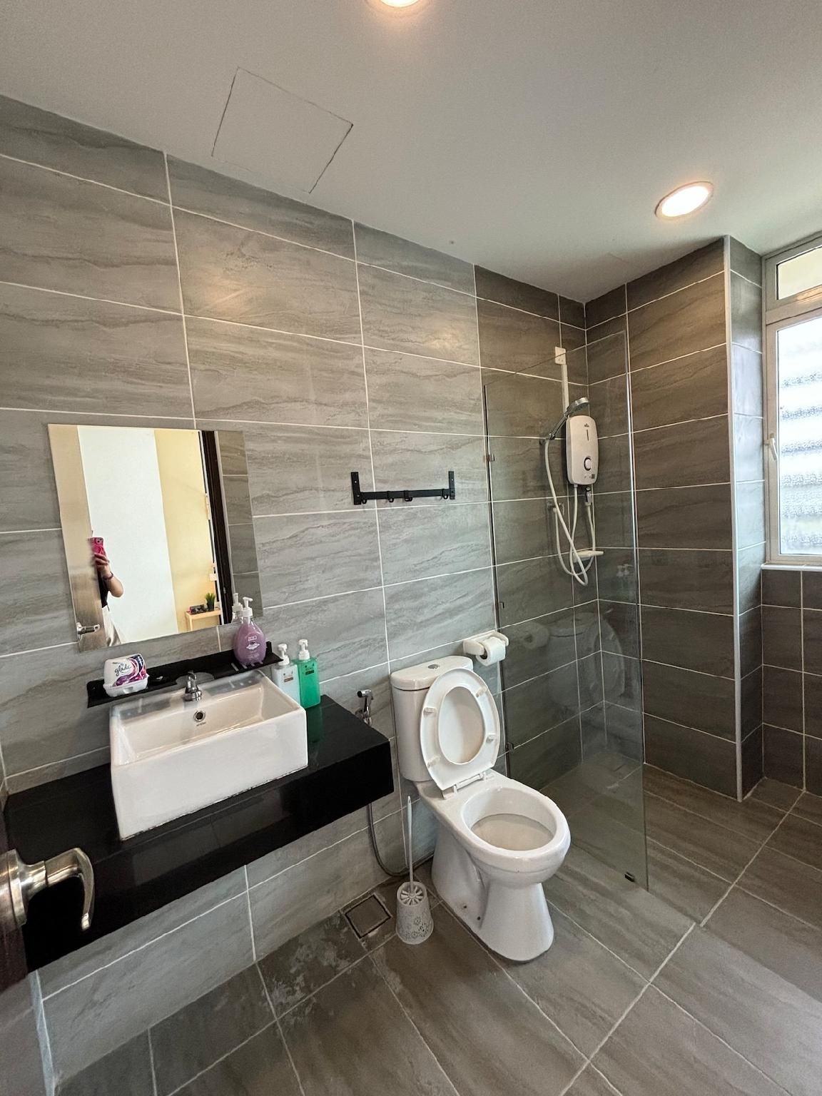 KSL Cozy 3R3B  1-5Pax#Daya#Austin#Ikea#Aeon KSL Stylish 3R3B 1-5Pax#TamanDaya#Austin#IKEA#Aeon 3