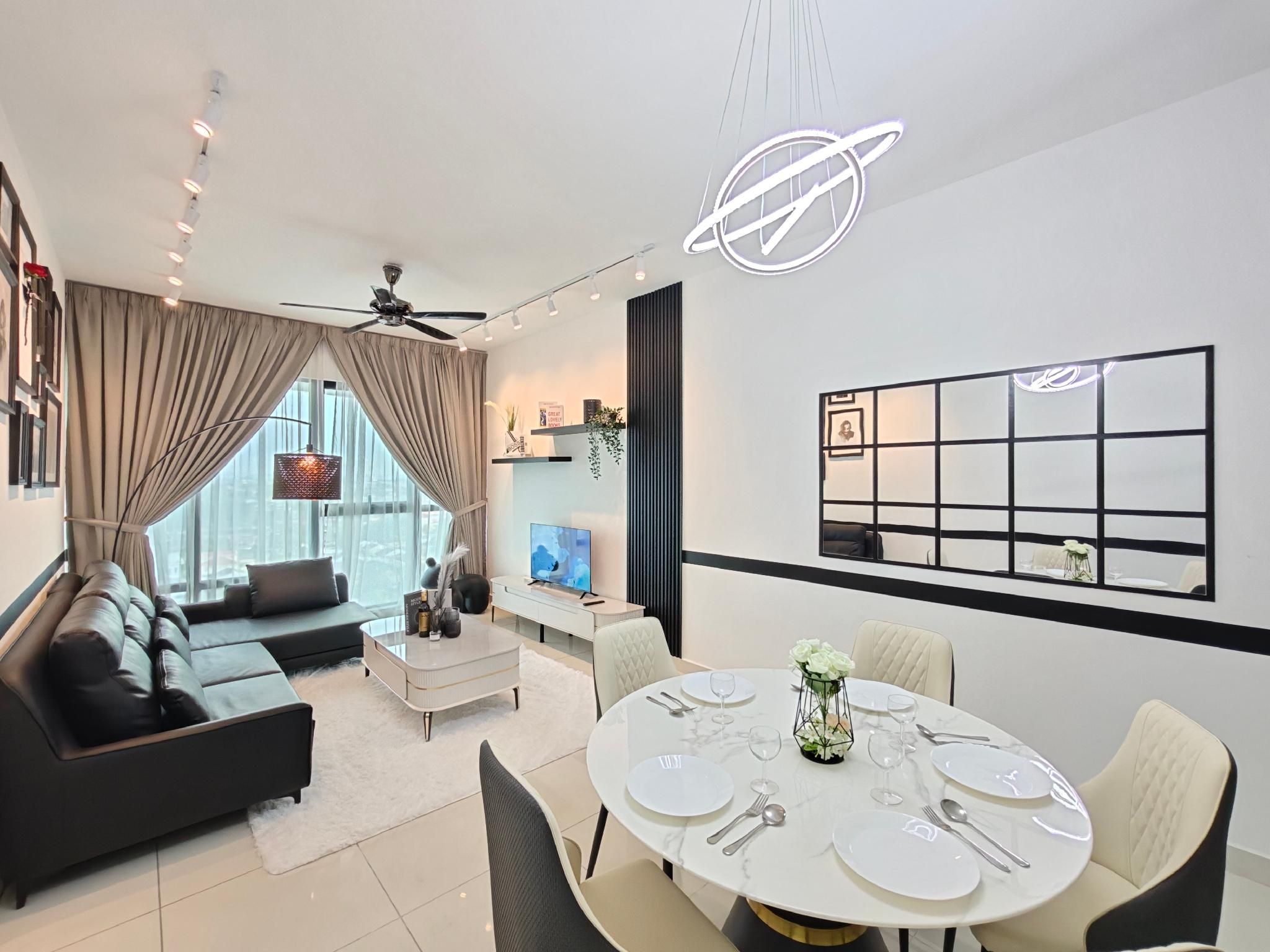 Southkey Mosaic , Runny Suite by Antlerzone