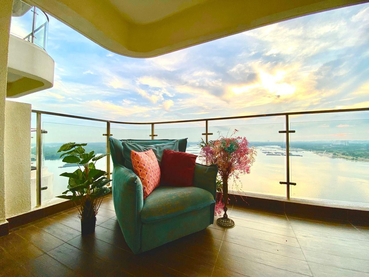 温馨舒适海景套房三房三厕6-12人适合家庭入住金海湾@Danga Bay YIJIAHomestay