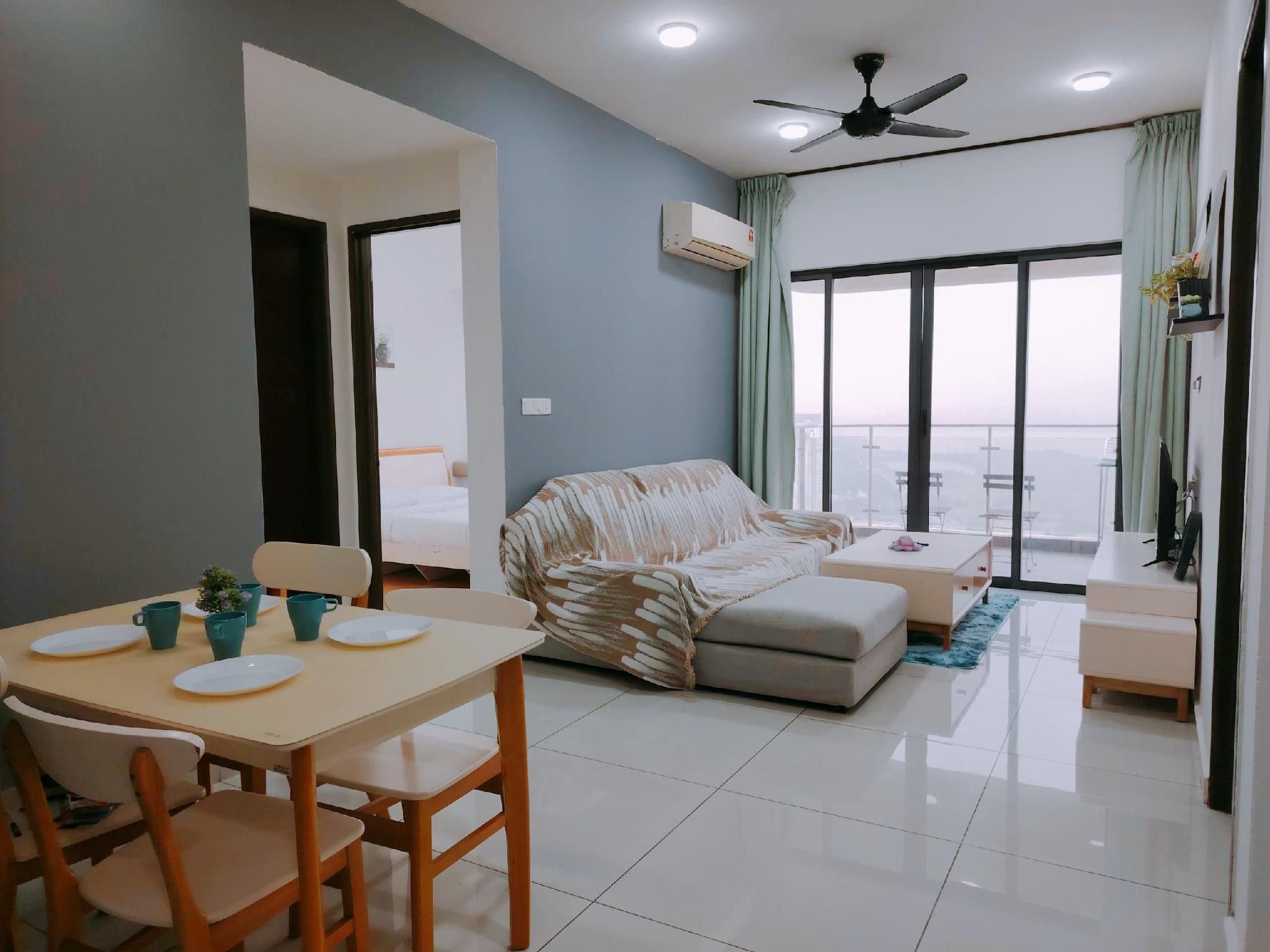 Danga Bay Seaside View 2 Bed 2 Bath by One 9 Stay