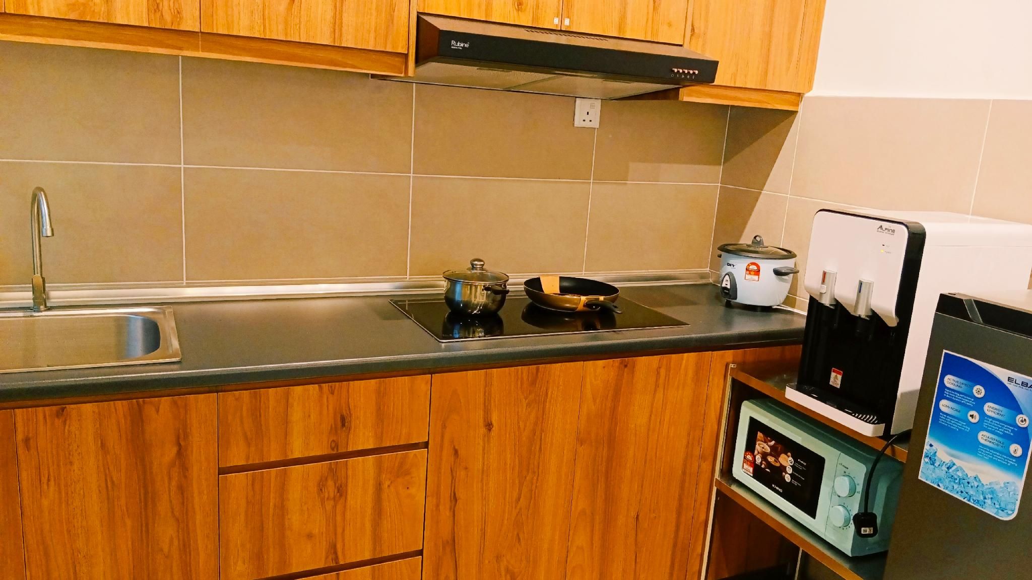 A250 Kulai d'putra suites 2R5P near Jpo/Airport