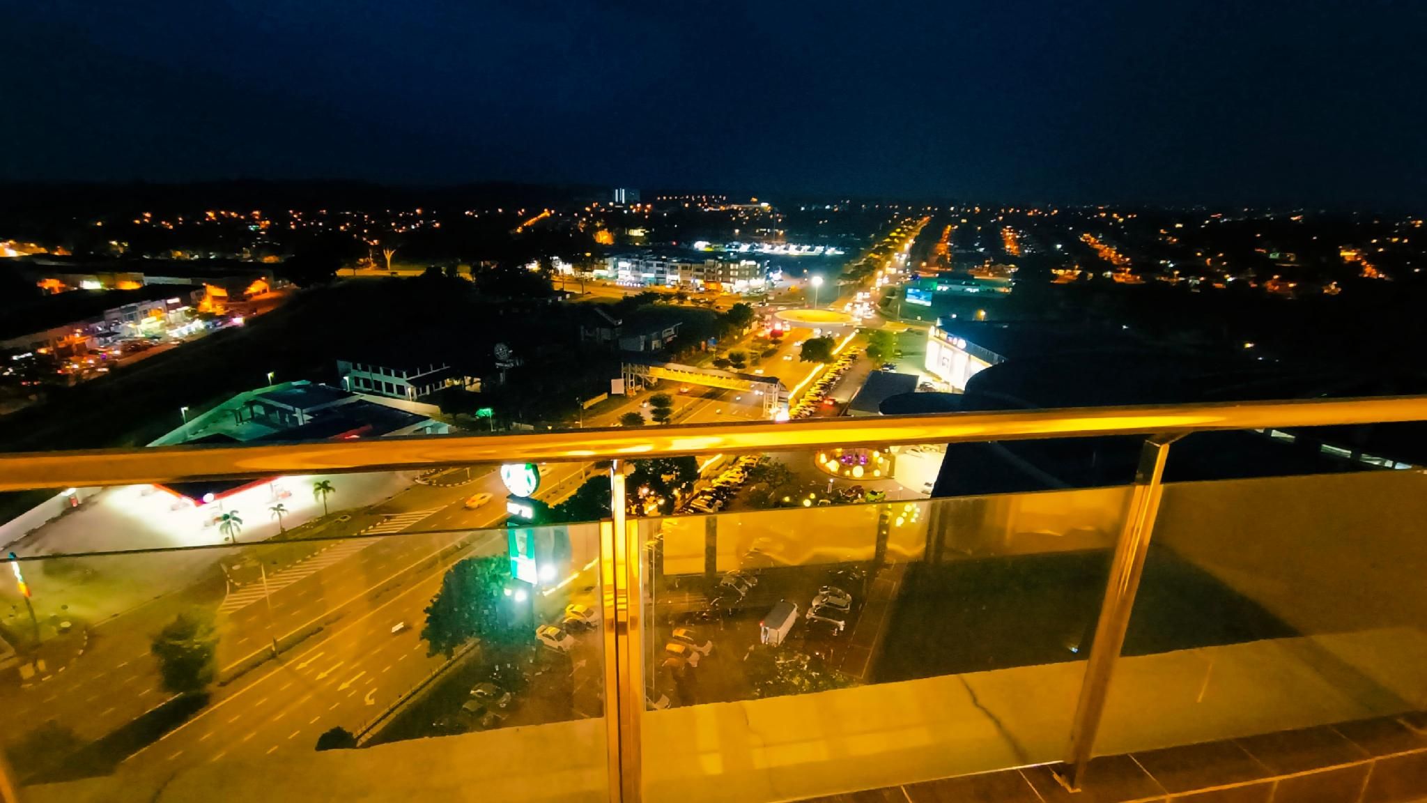 A150 2R6Pax kulai d’putra suites NearJpo Airport