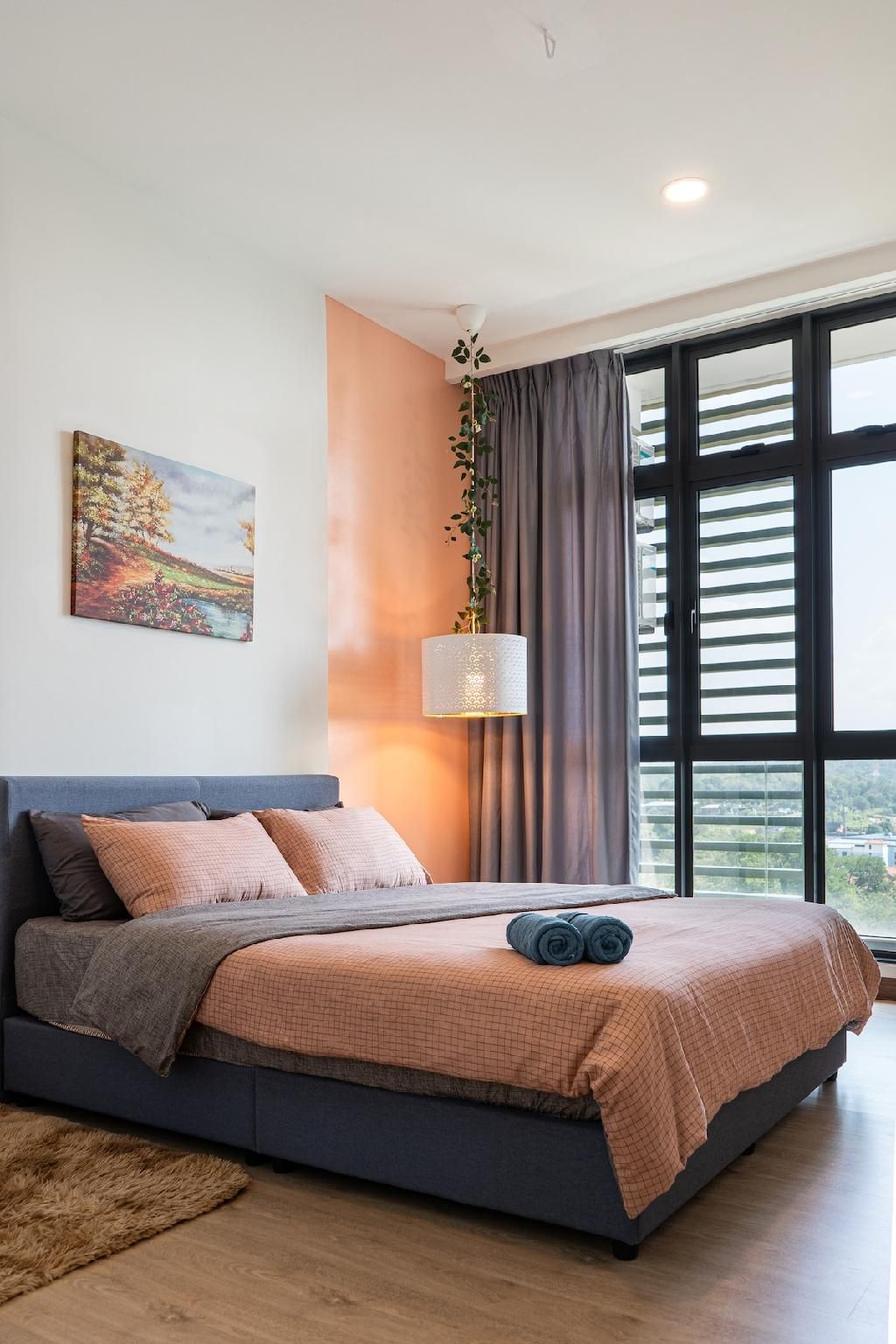 Warm Couple Suite One-bedroom, One-living Room