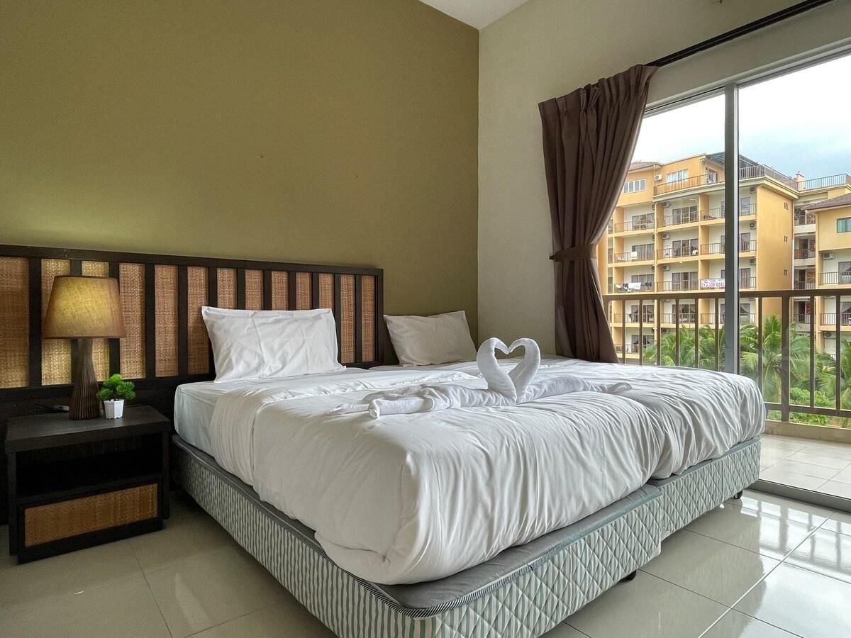 Themepark view | Gold Coast Morib [A1204] Jacuzzi