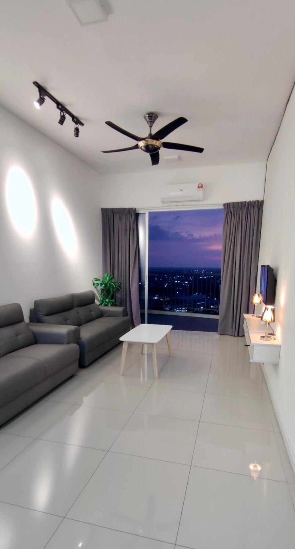 Three-Bedroom Apartment with Balcony