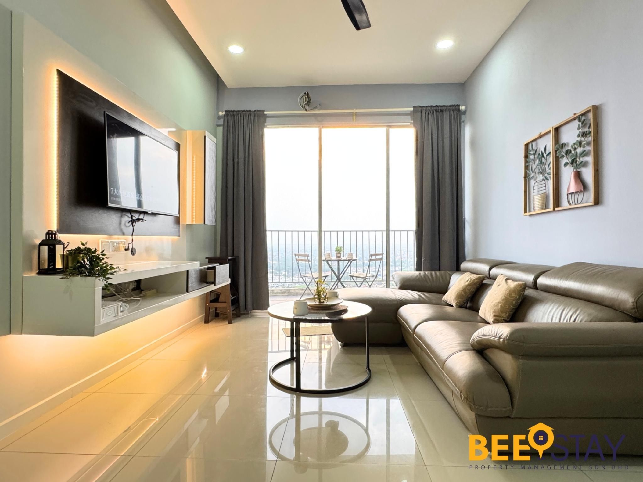 Taiping Crystal Creek Condo Pool Gym Netflix 9PAX