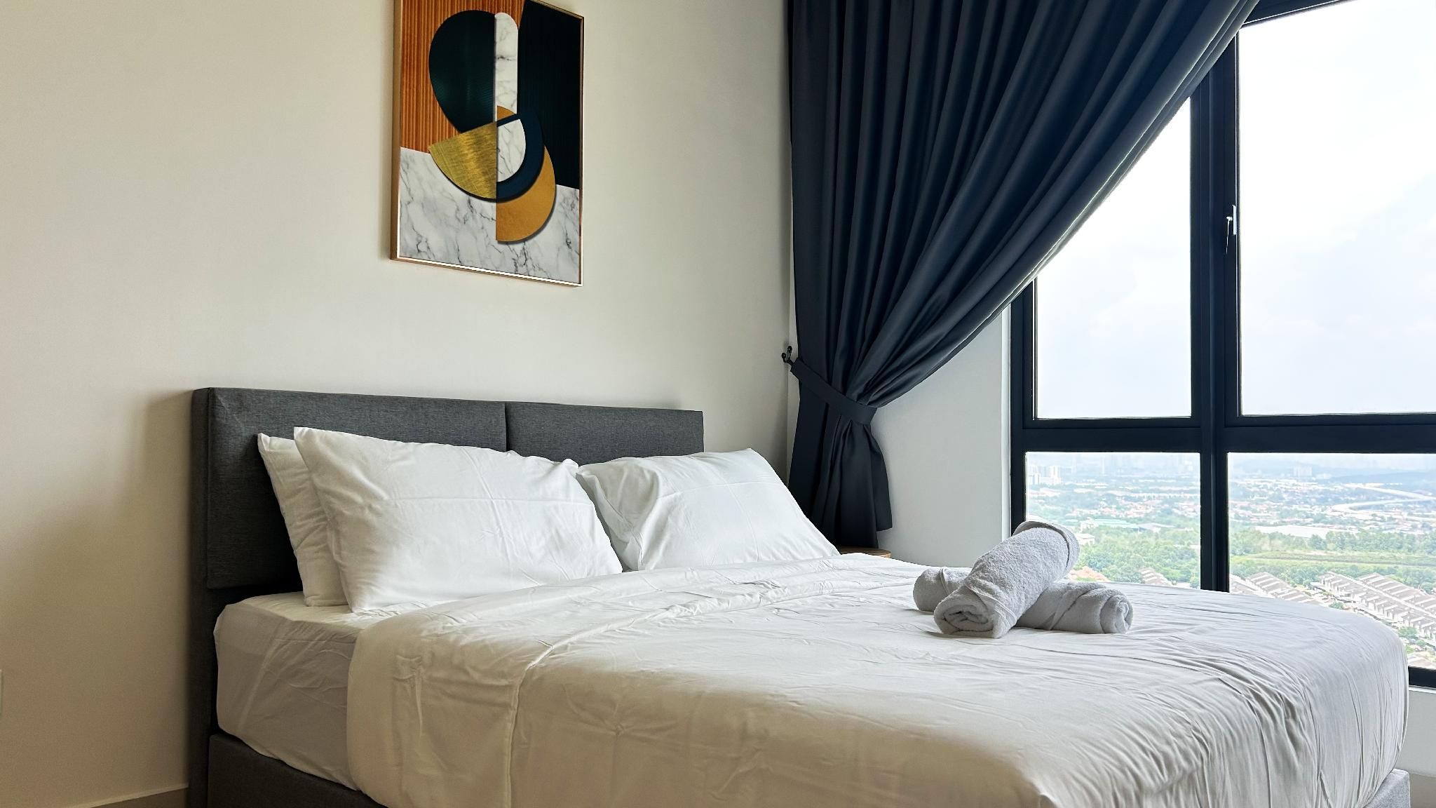 Tulip Residences StylishStudio NearElminaMall 04