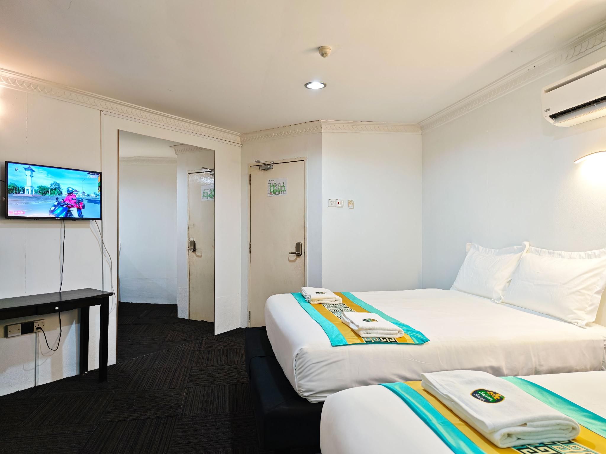 Comfort Quadruple Room