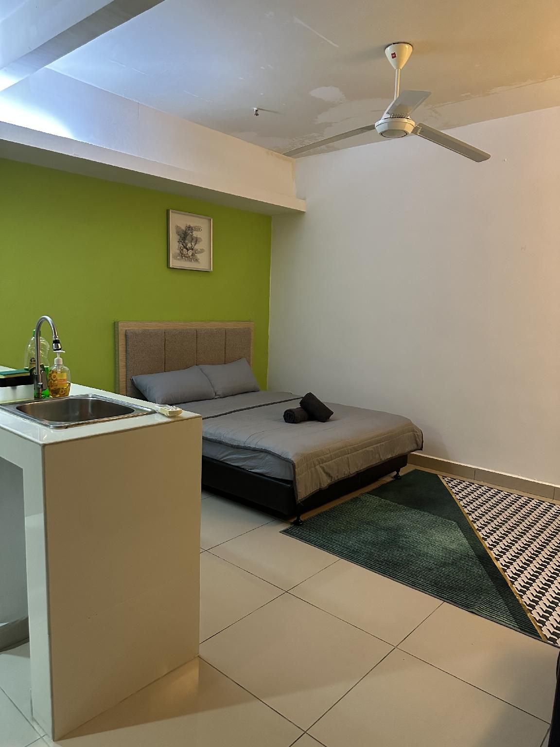 Studio - 3 adults