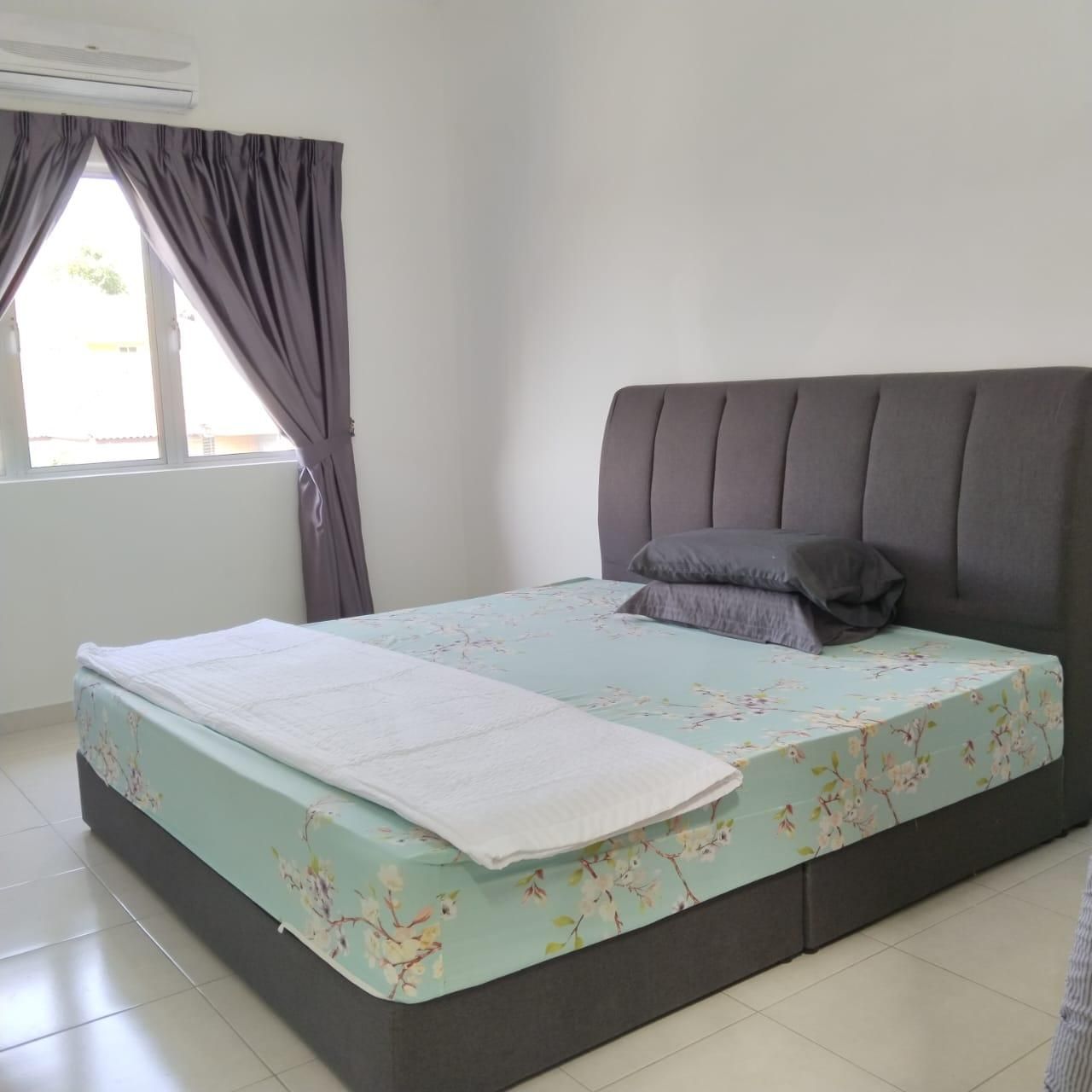 Double Queen Room