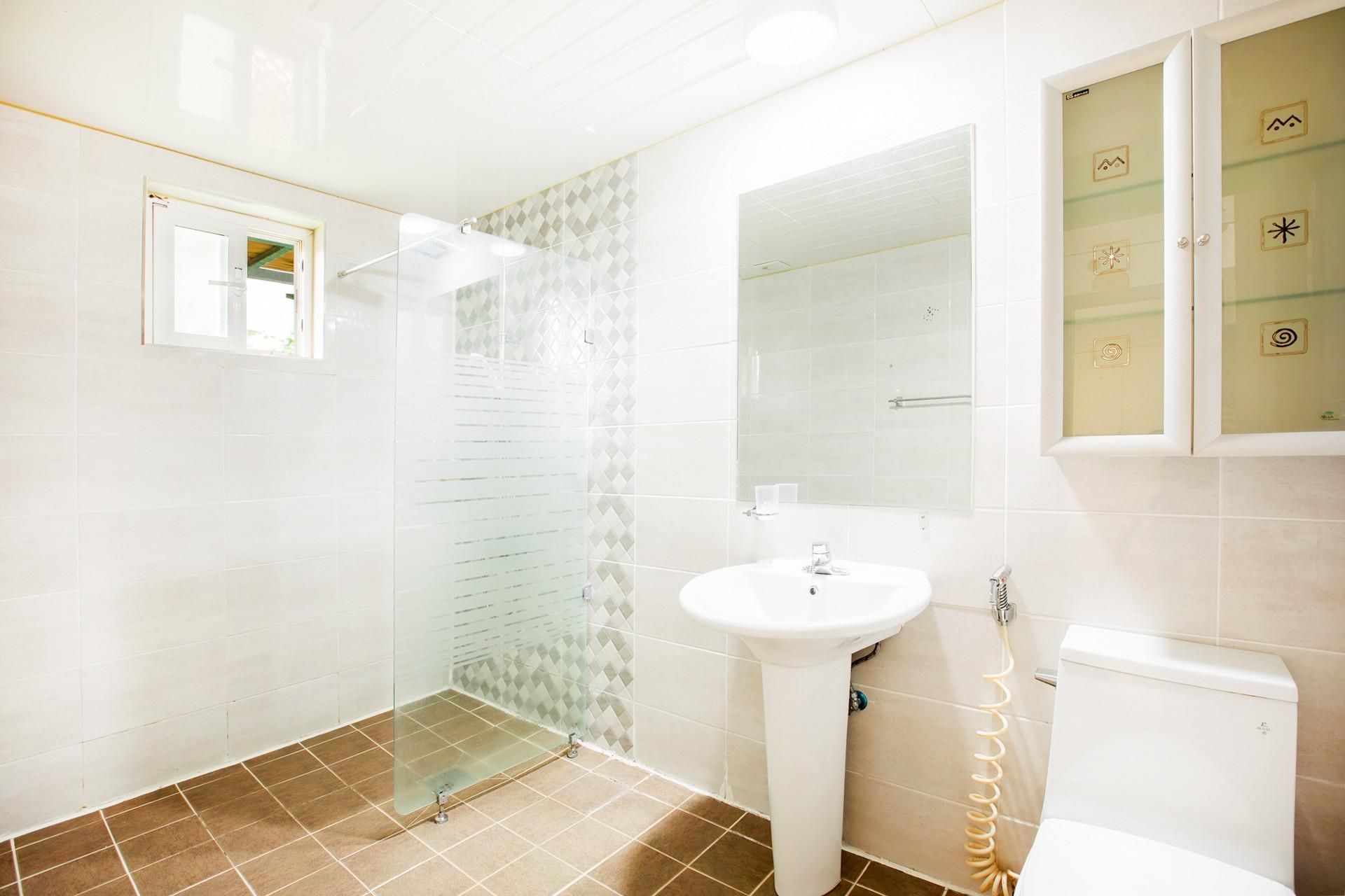 Yangyang Wellness Sun Group Pension B Building, Room 102 (3 rooms, private barbecue, karaoke) 3