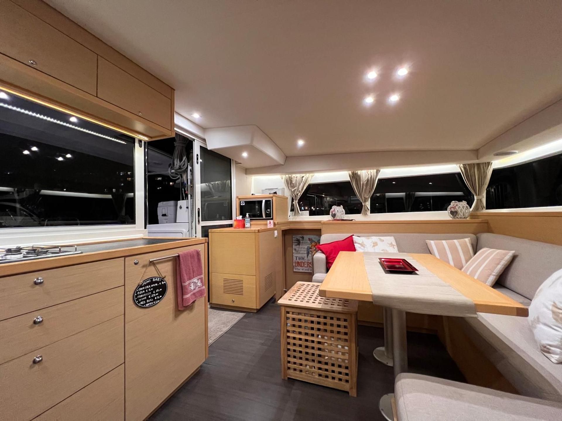 Red Sail Deluxe Double Room with Sea View 2