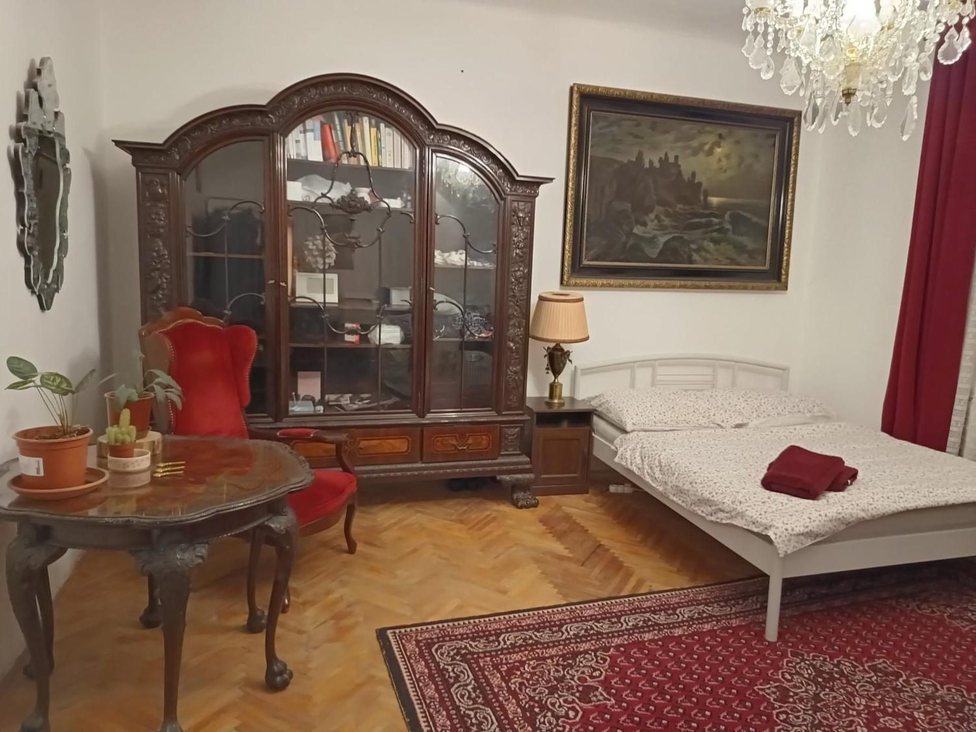 Deluxe Double or Twin Room with City View