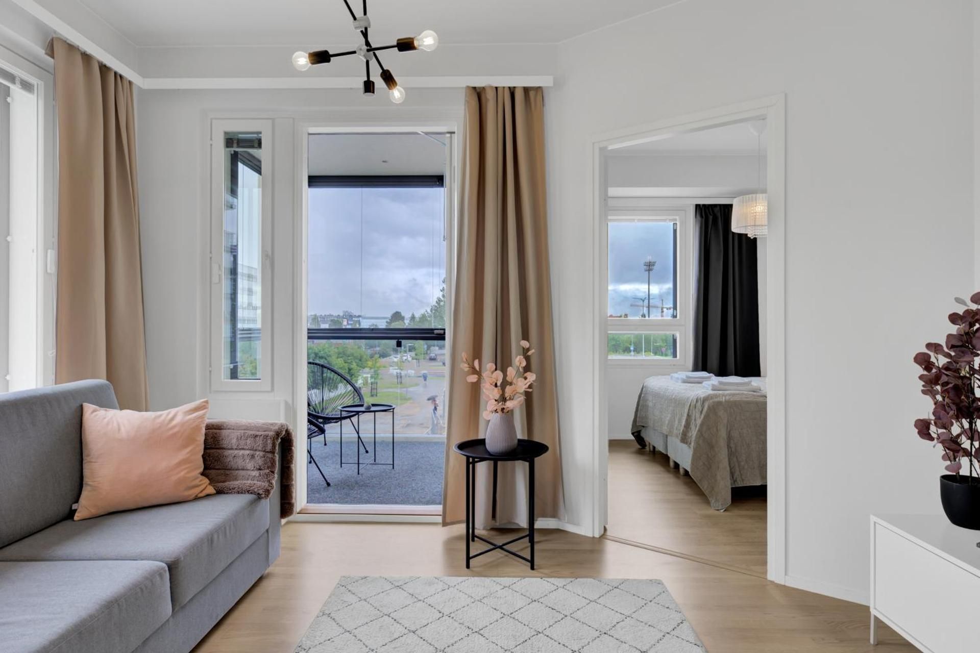 One-Bedroom Apartment