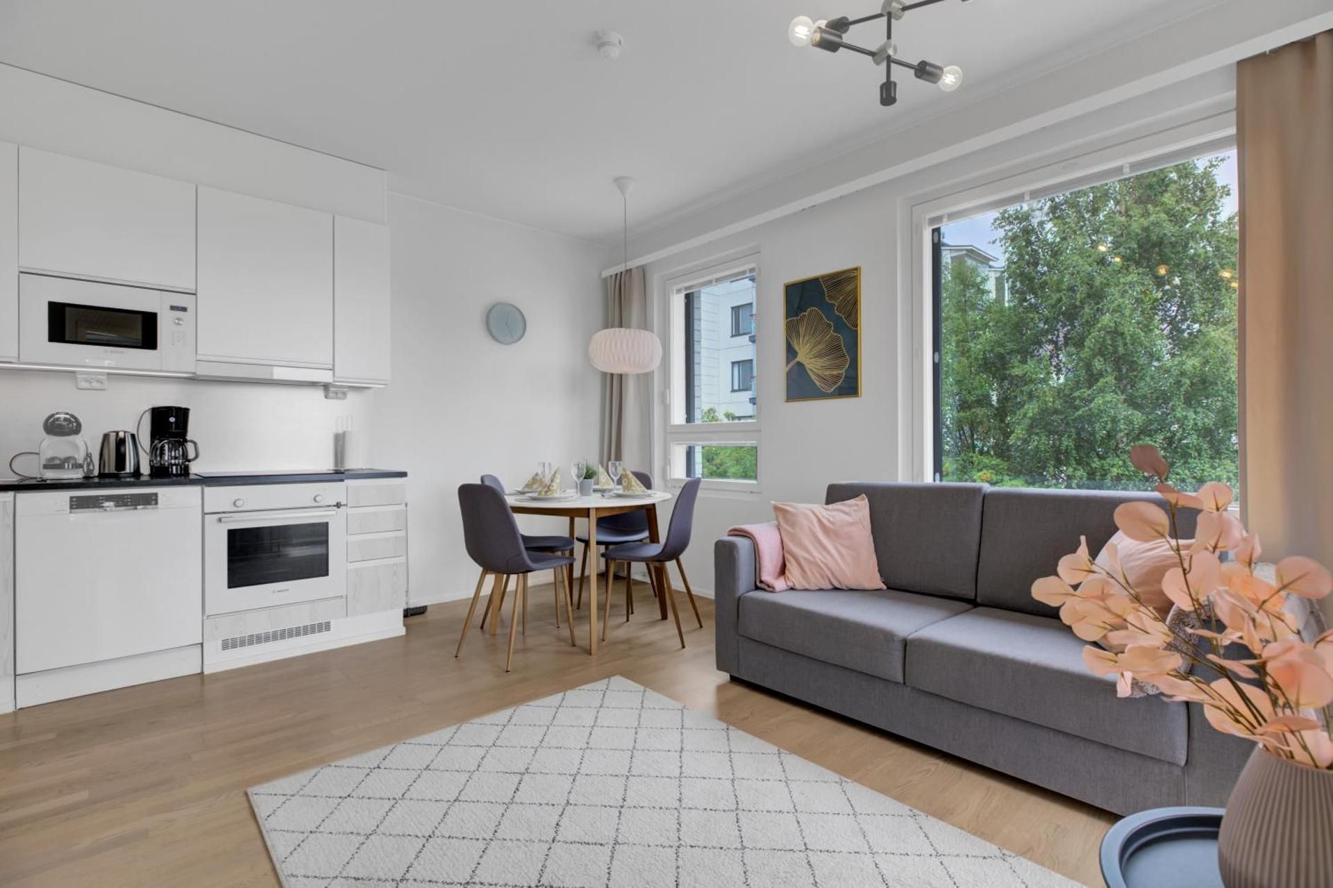 One-Bedroom Apartment