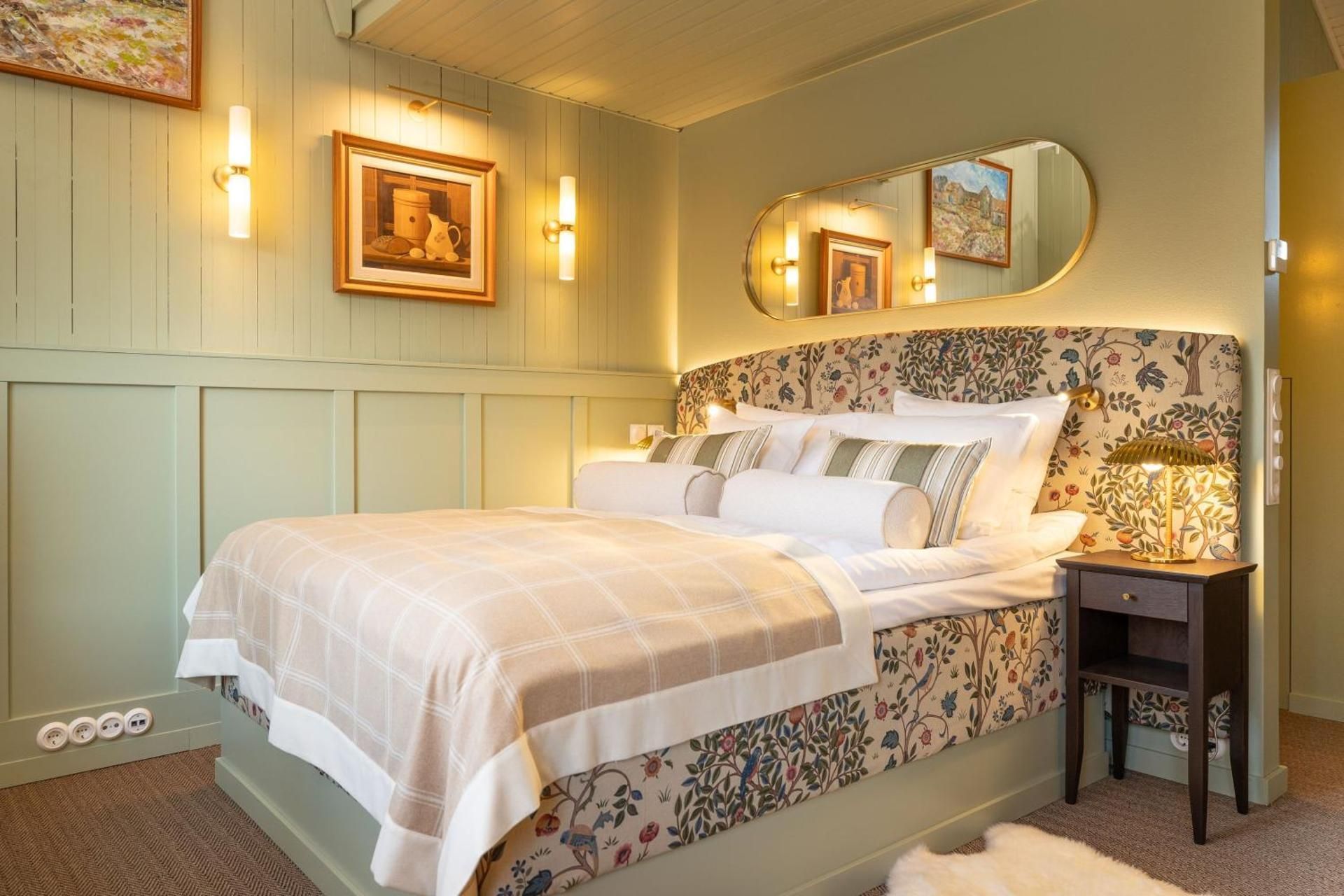 Suite with River View