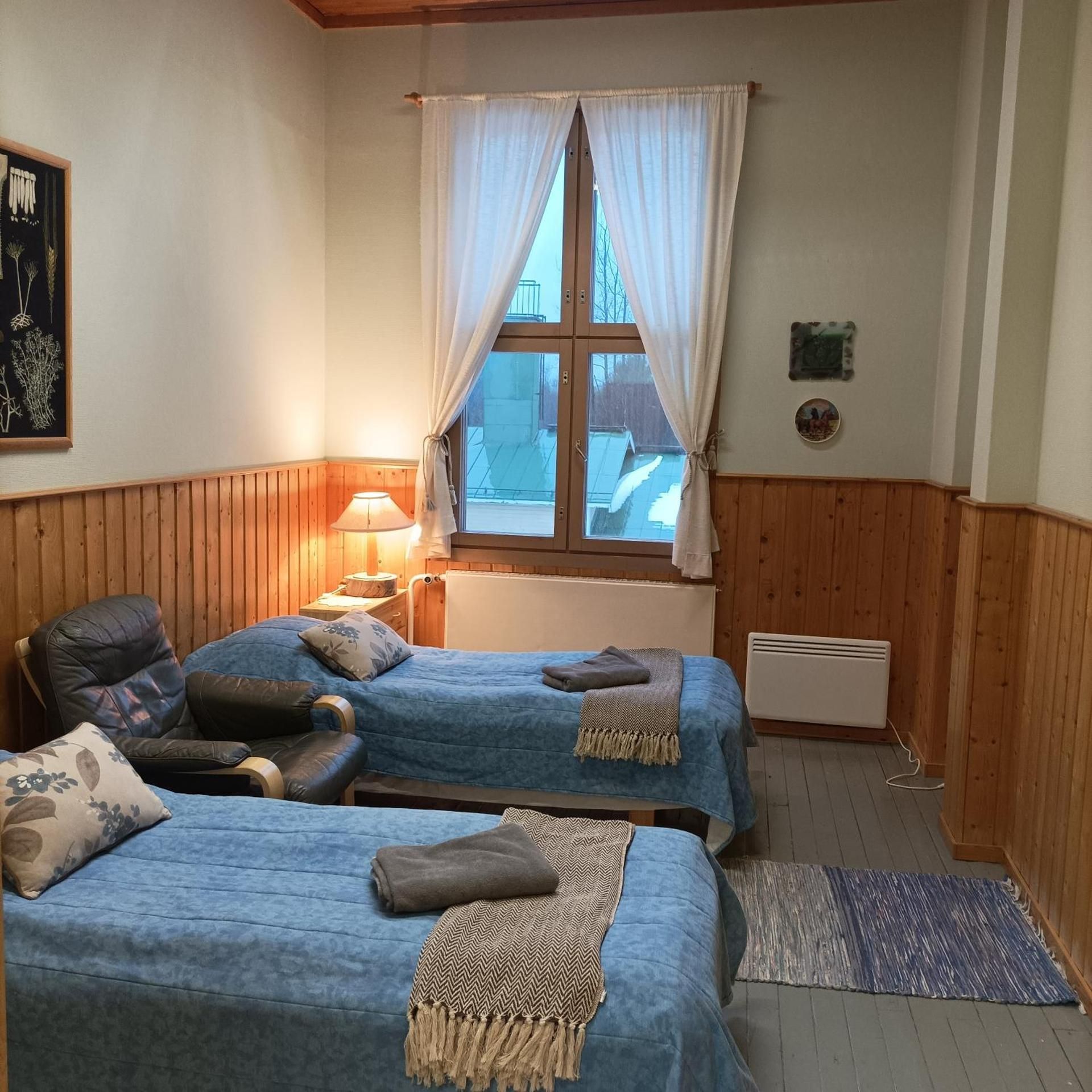 Standard Double Room with Shared Bathroom