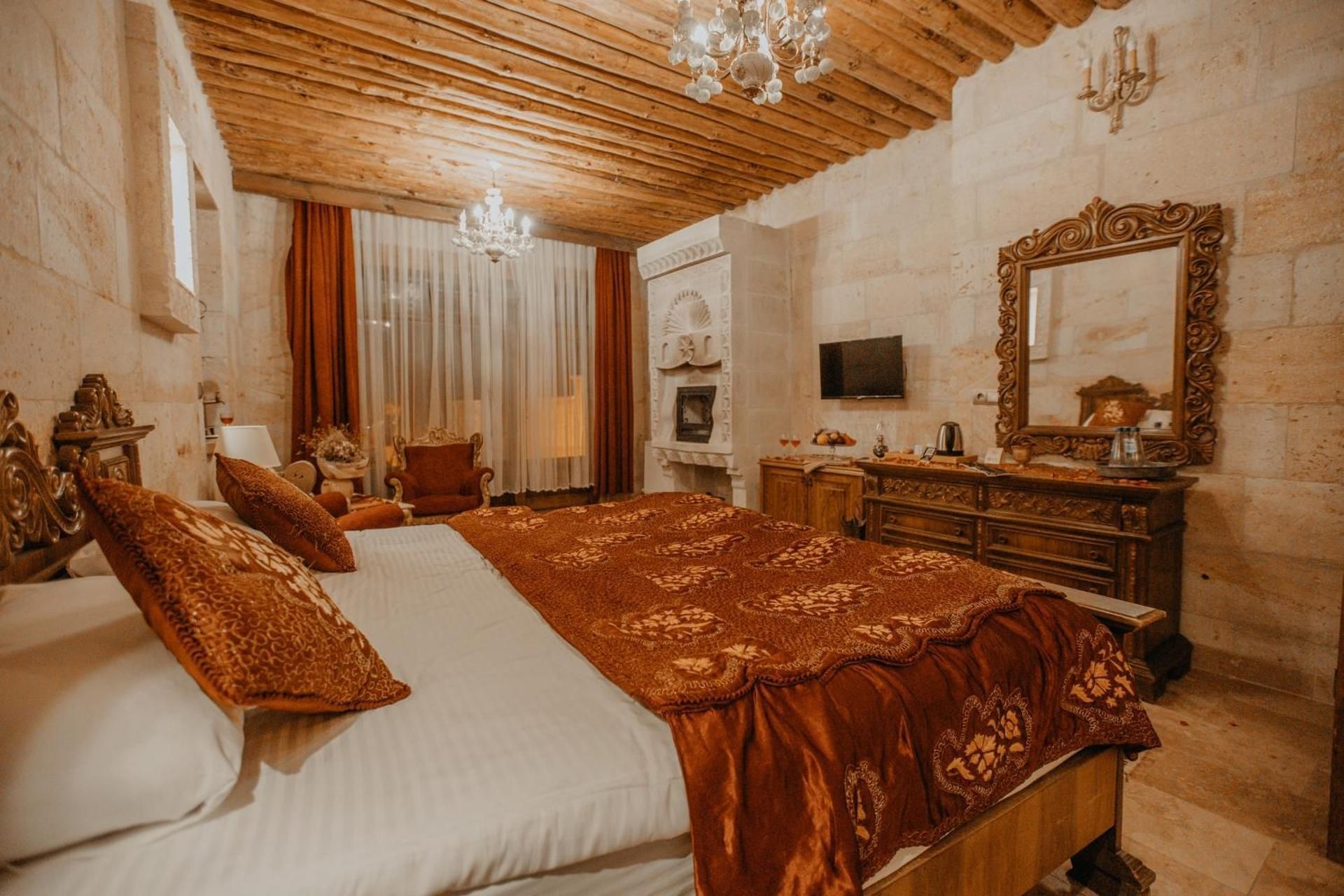 Junior Suite with Balcony