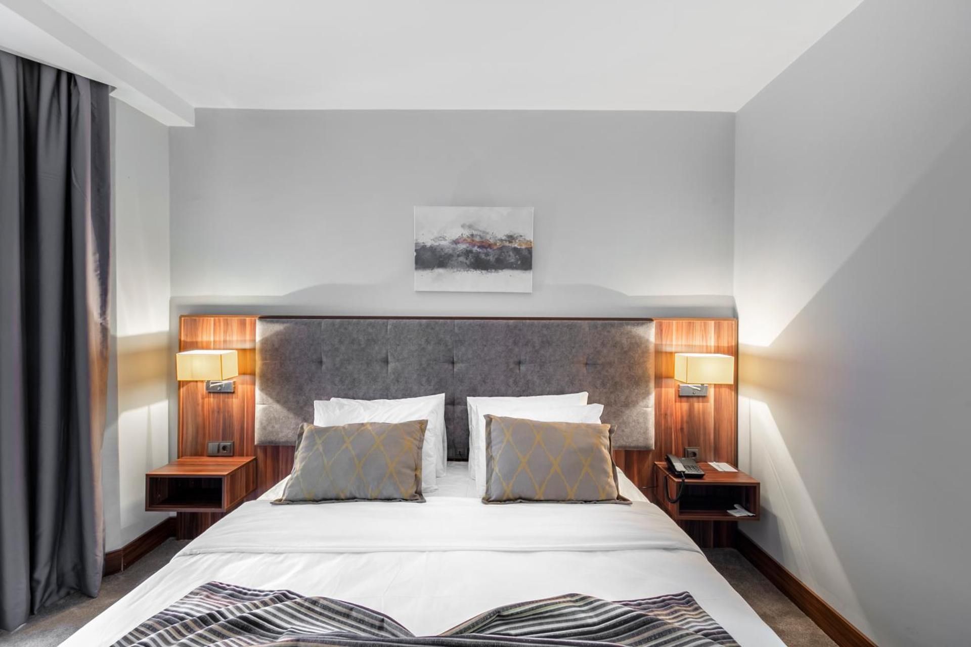 Suite with City View