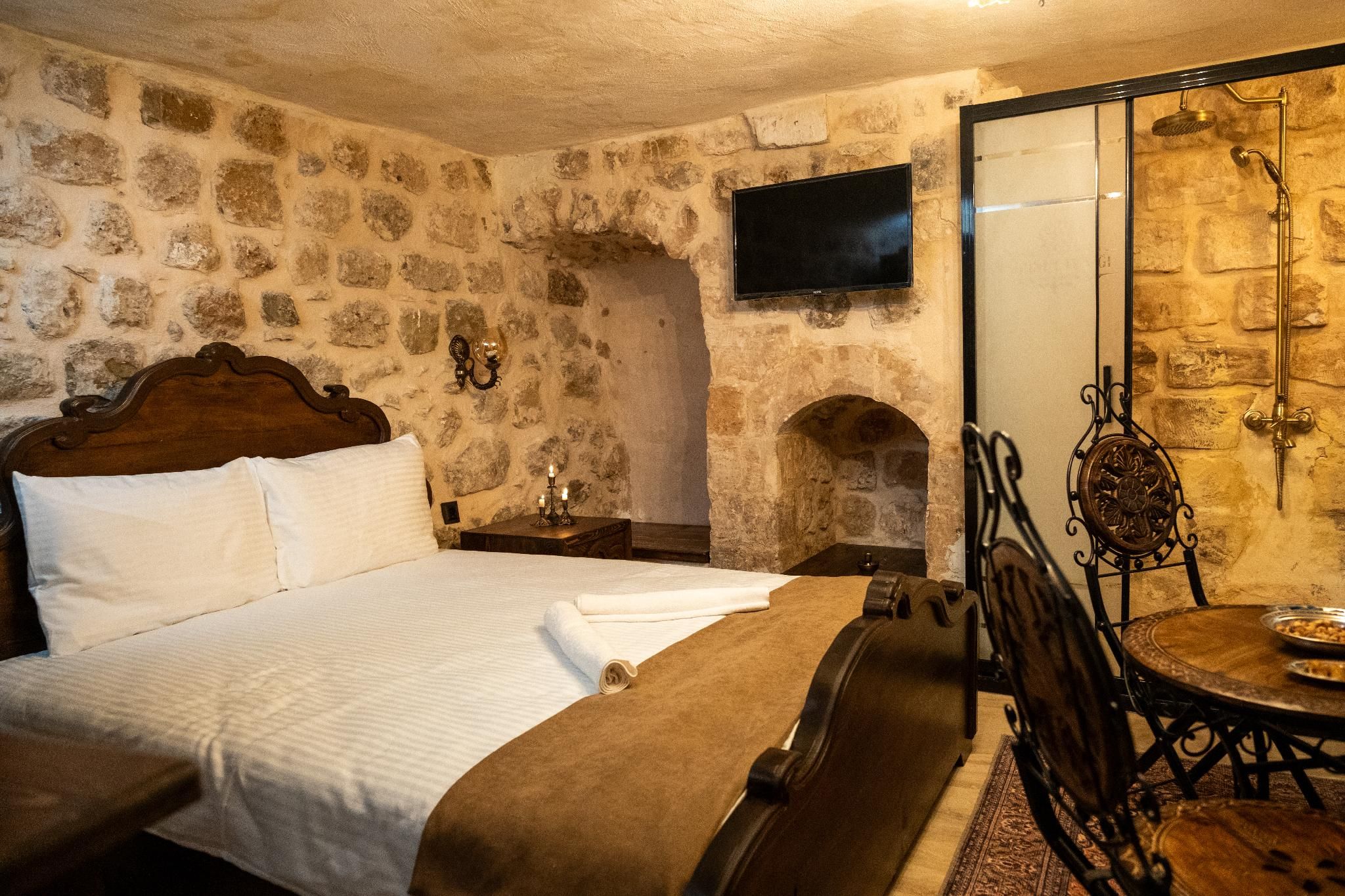 Standard - 1 Double Bed