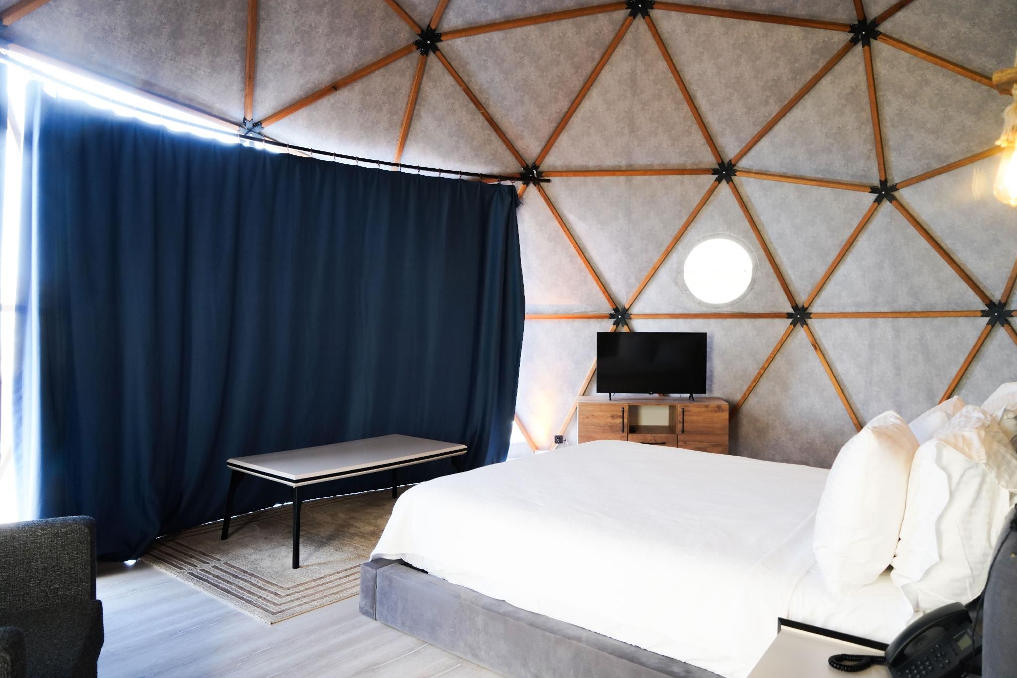 Glamping Deluxe Room
