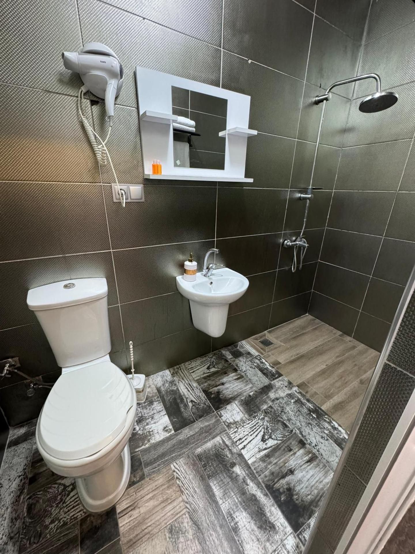 De Perlas Otel Economy Double Room 3