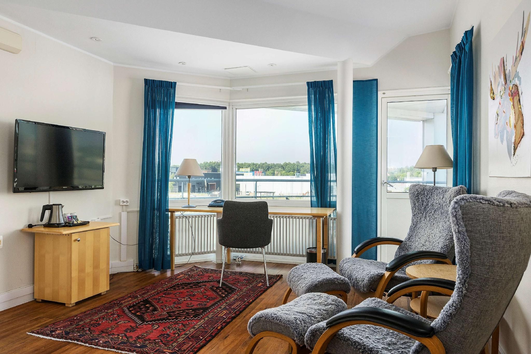 Suite - 1 Queen Bed, Nonsmoking, Balcony
