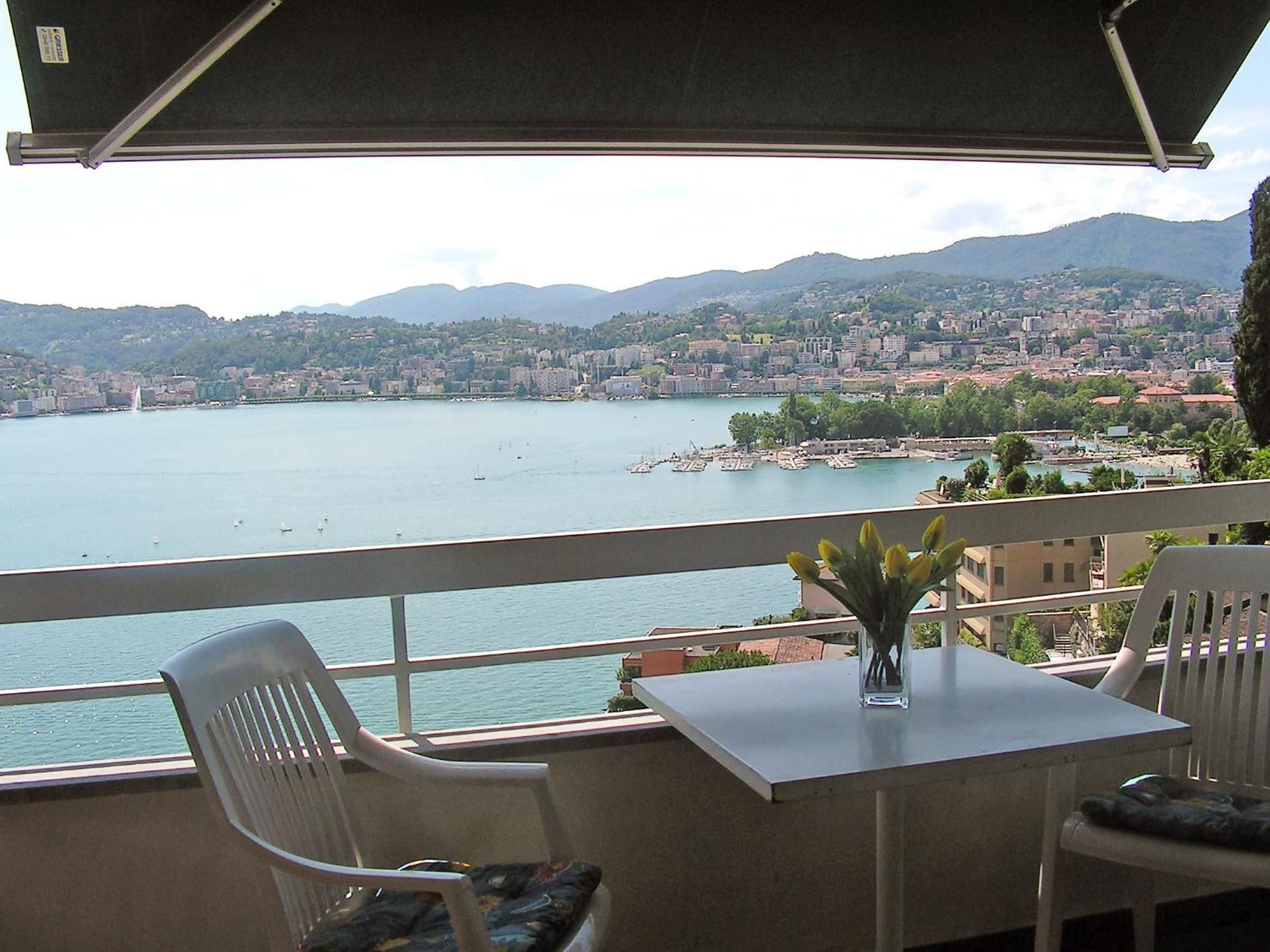 Apartment with Balcony