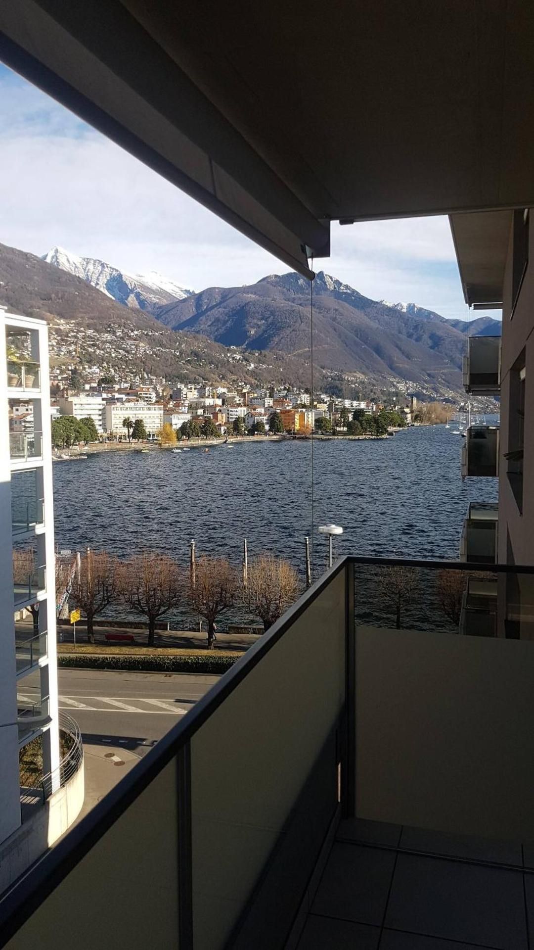 One-Bedroom Apartment with Terrace