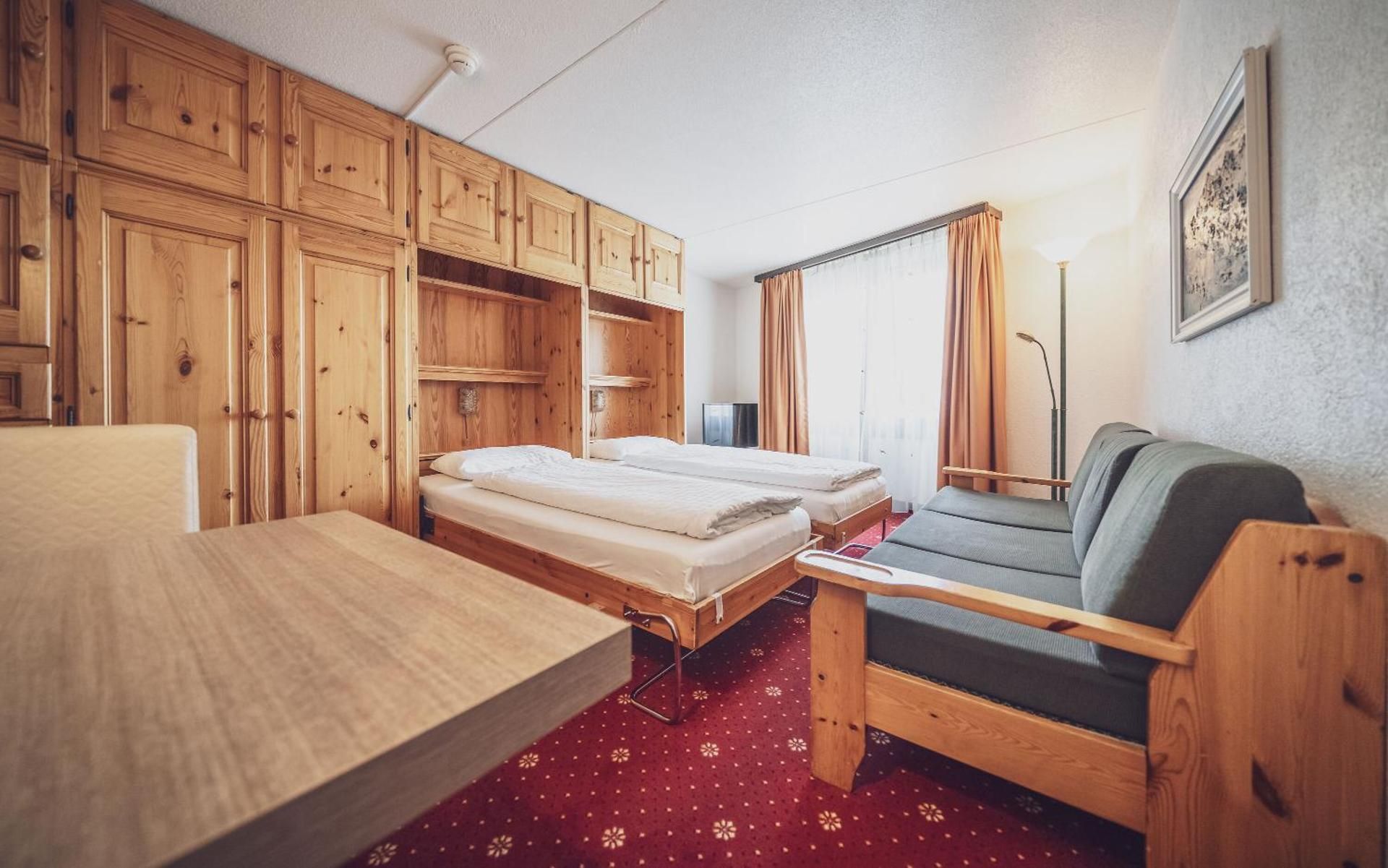 Twin Room - North Standard