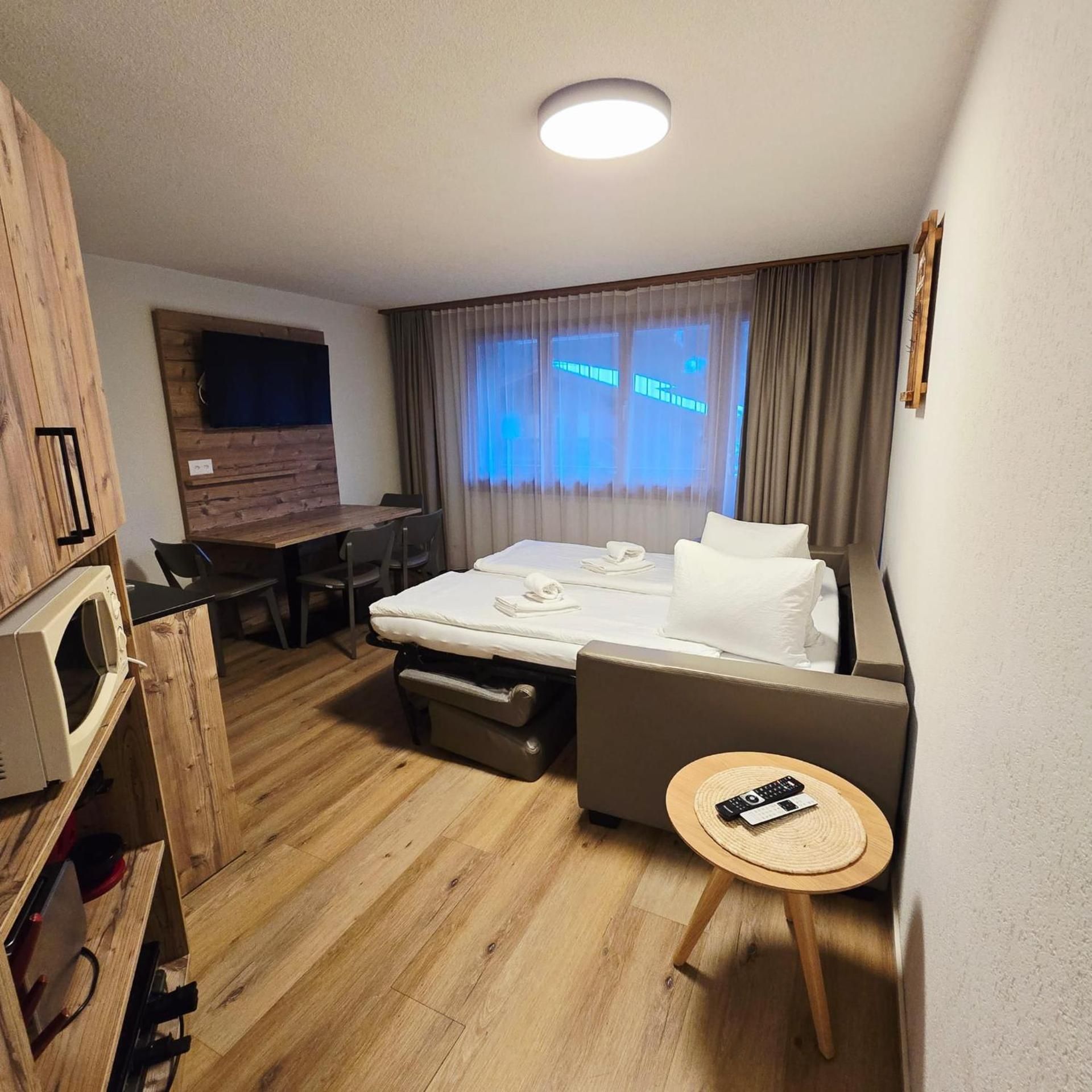 Chalet Graben - Aare Jungfrau AG