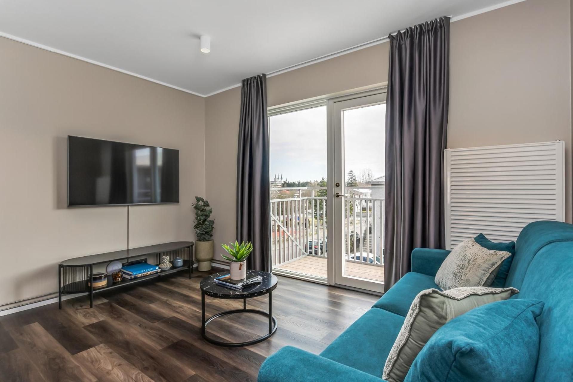 Deluxe Apartment