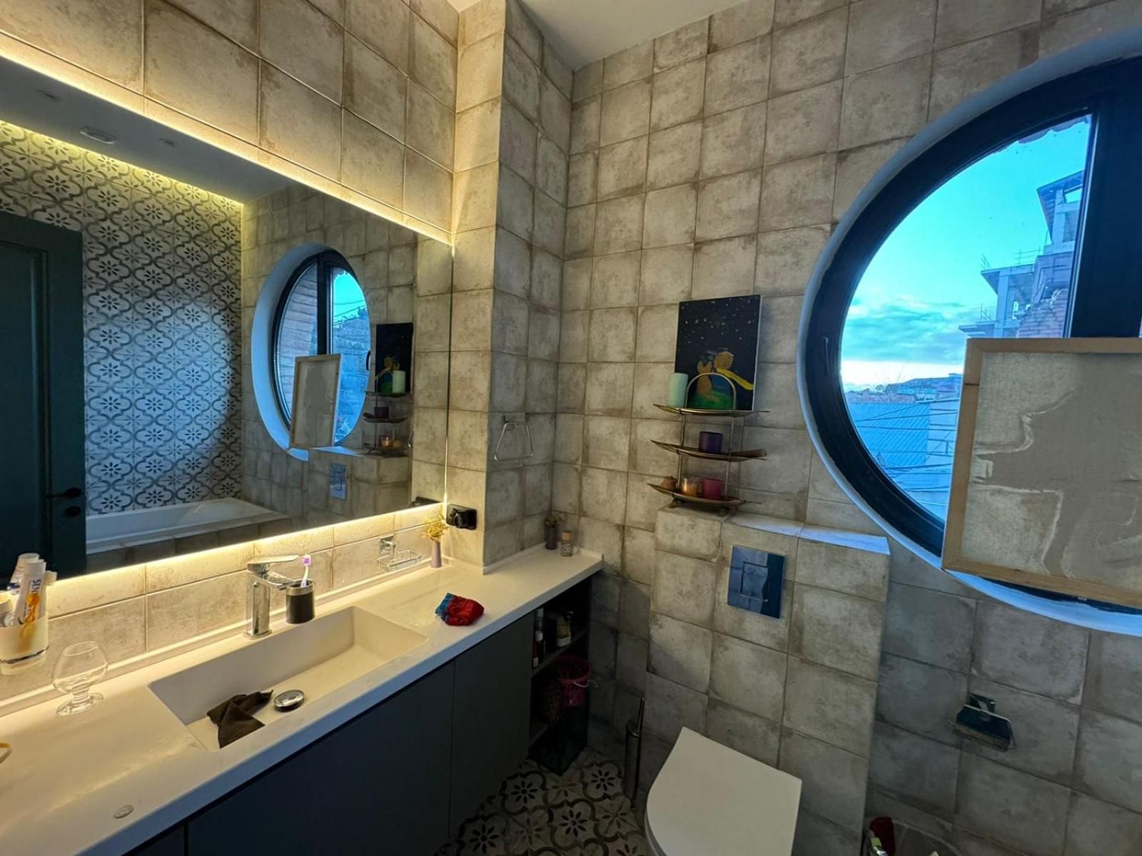 Casa Blu Deluxe Double Room with Balcony 2