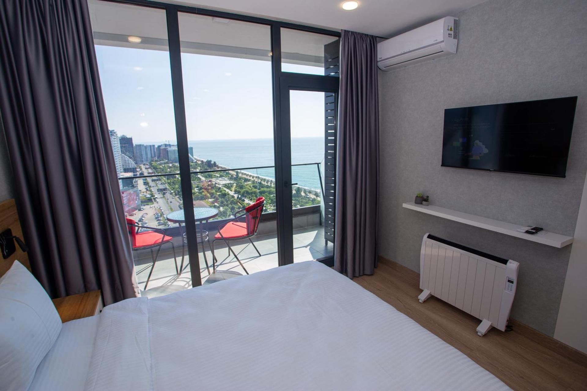 Studio Apartment with Sea View