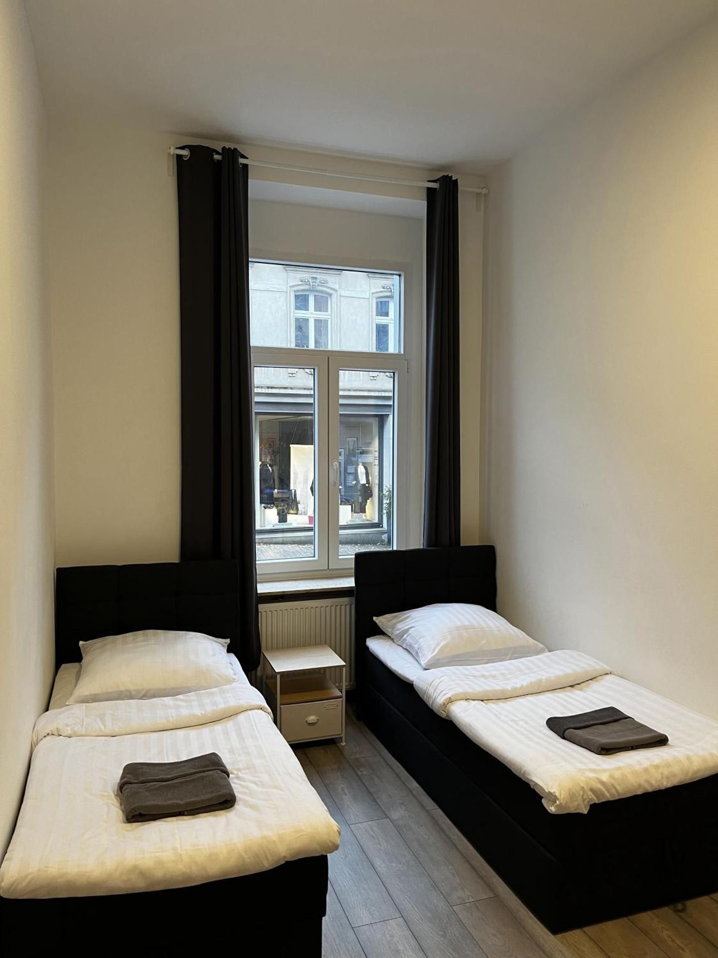 Three-Bedroom Apartment with Balcony