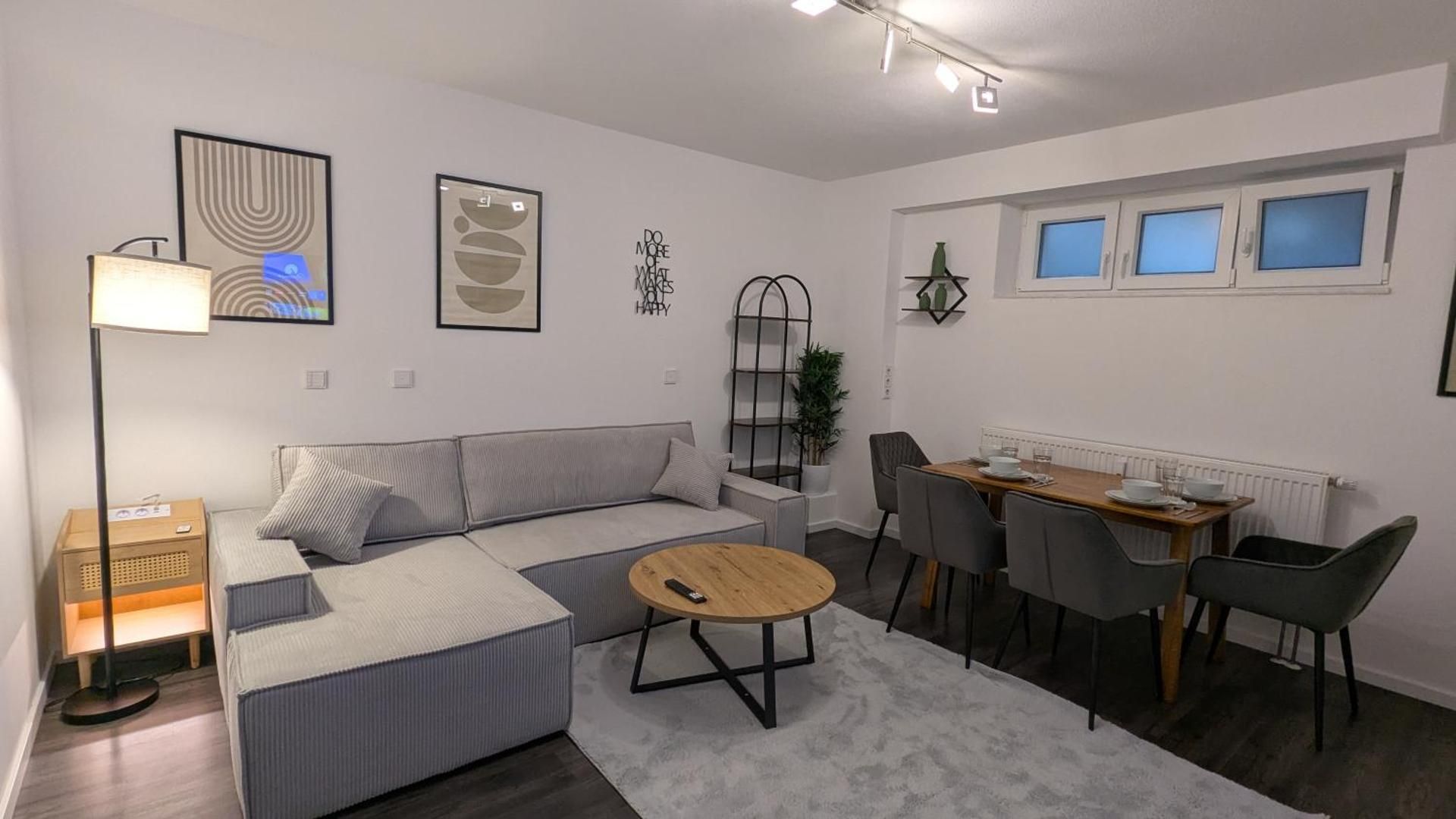 One-Bedroom Apartment