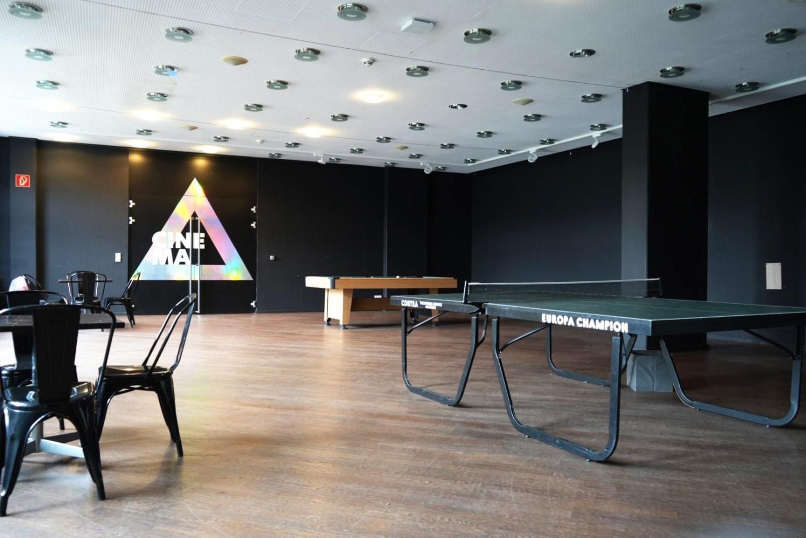 Single Room with Shared Bathroom