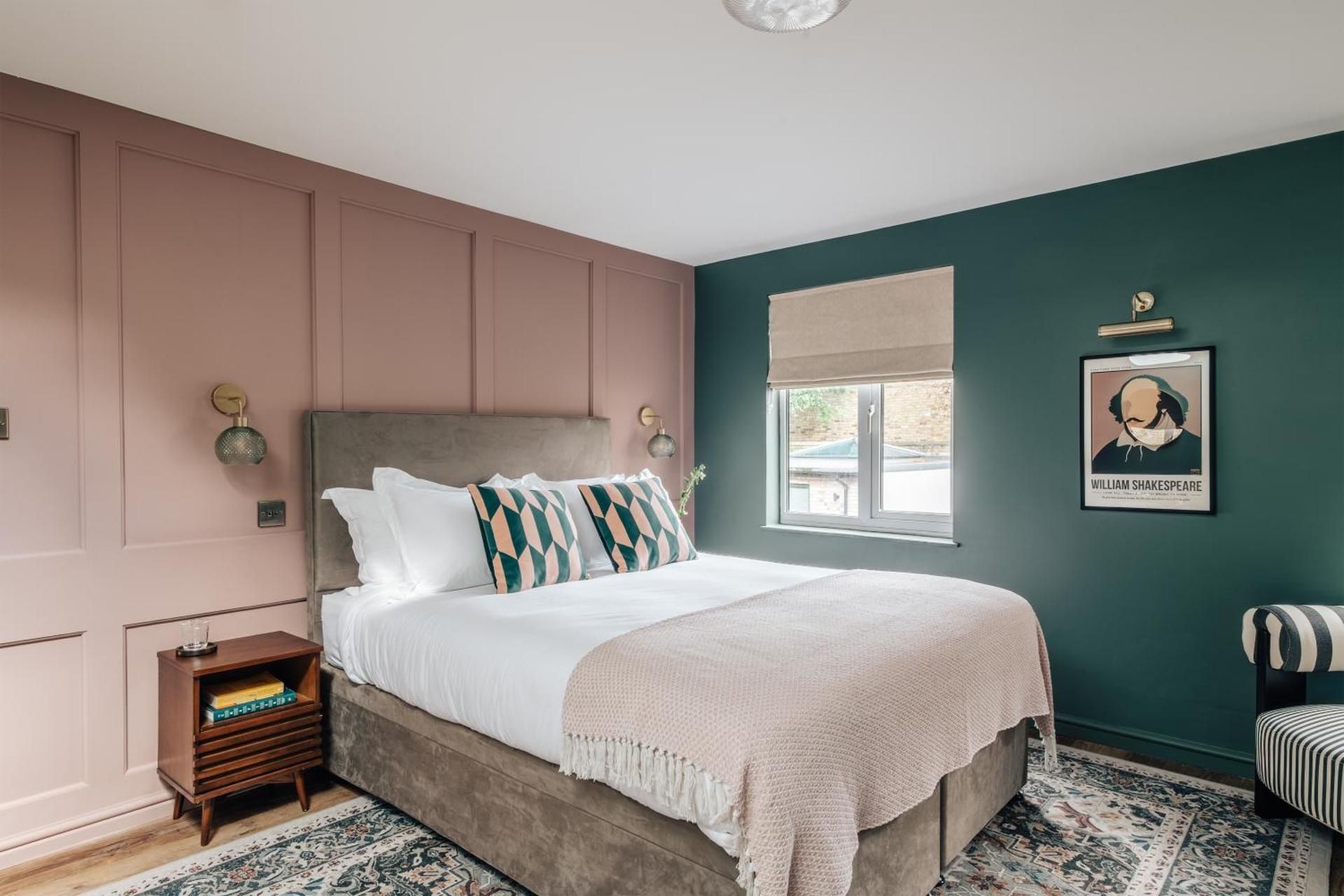 Superior King Room