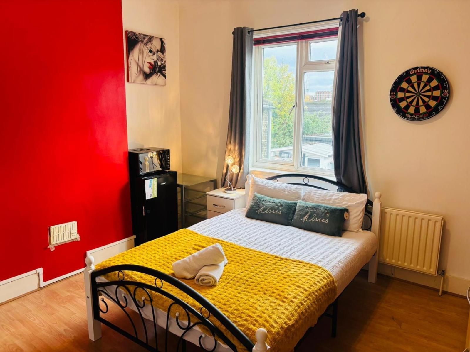 Triple Room with Shared Bathroom