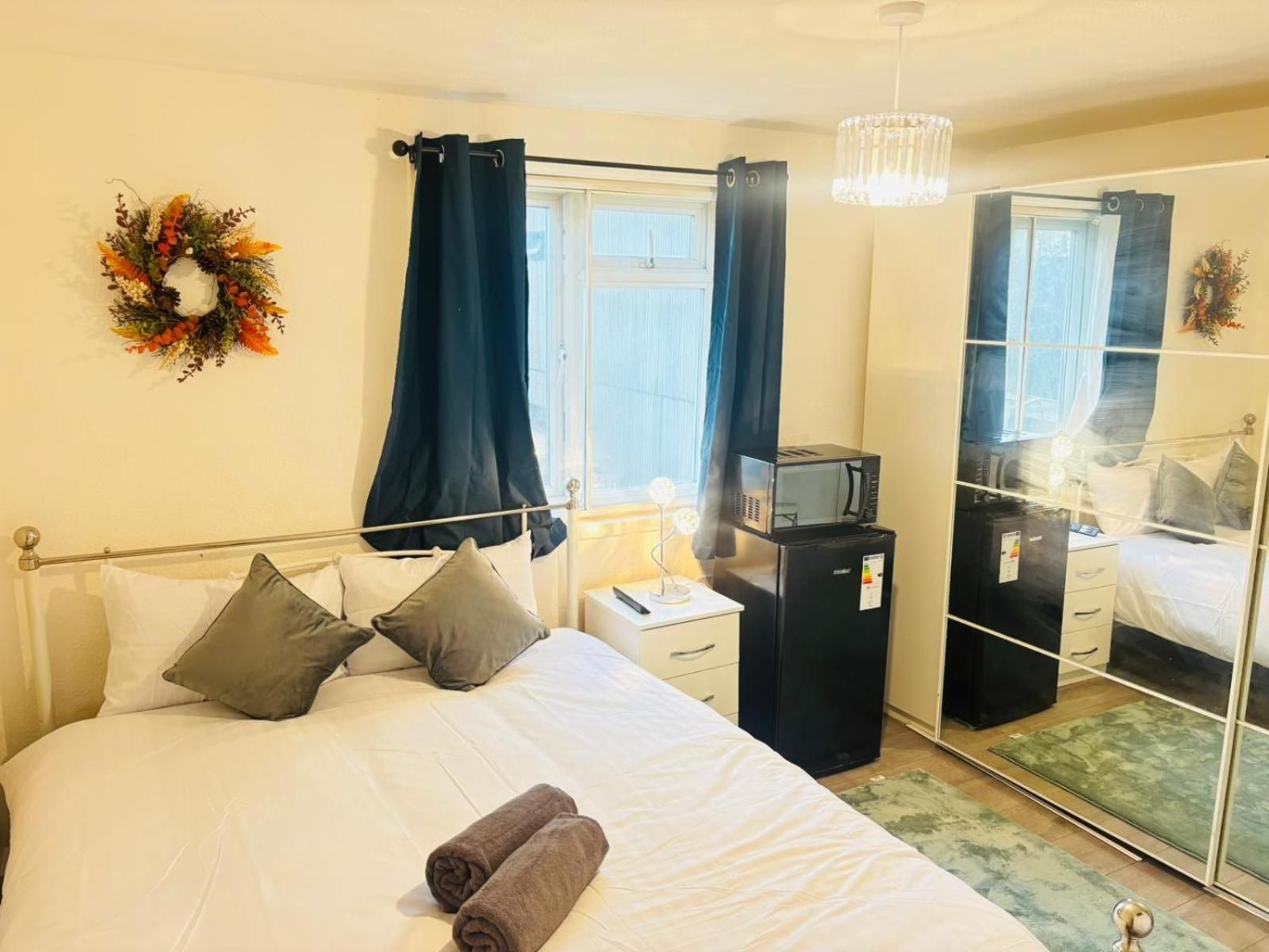Double Room with Shared Bathroom