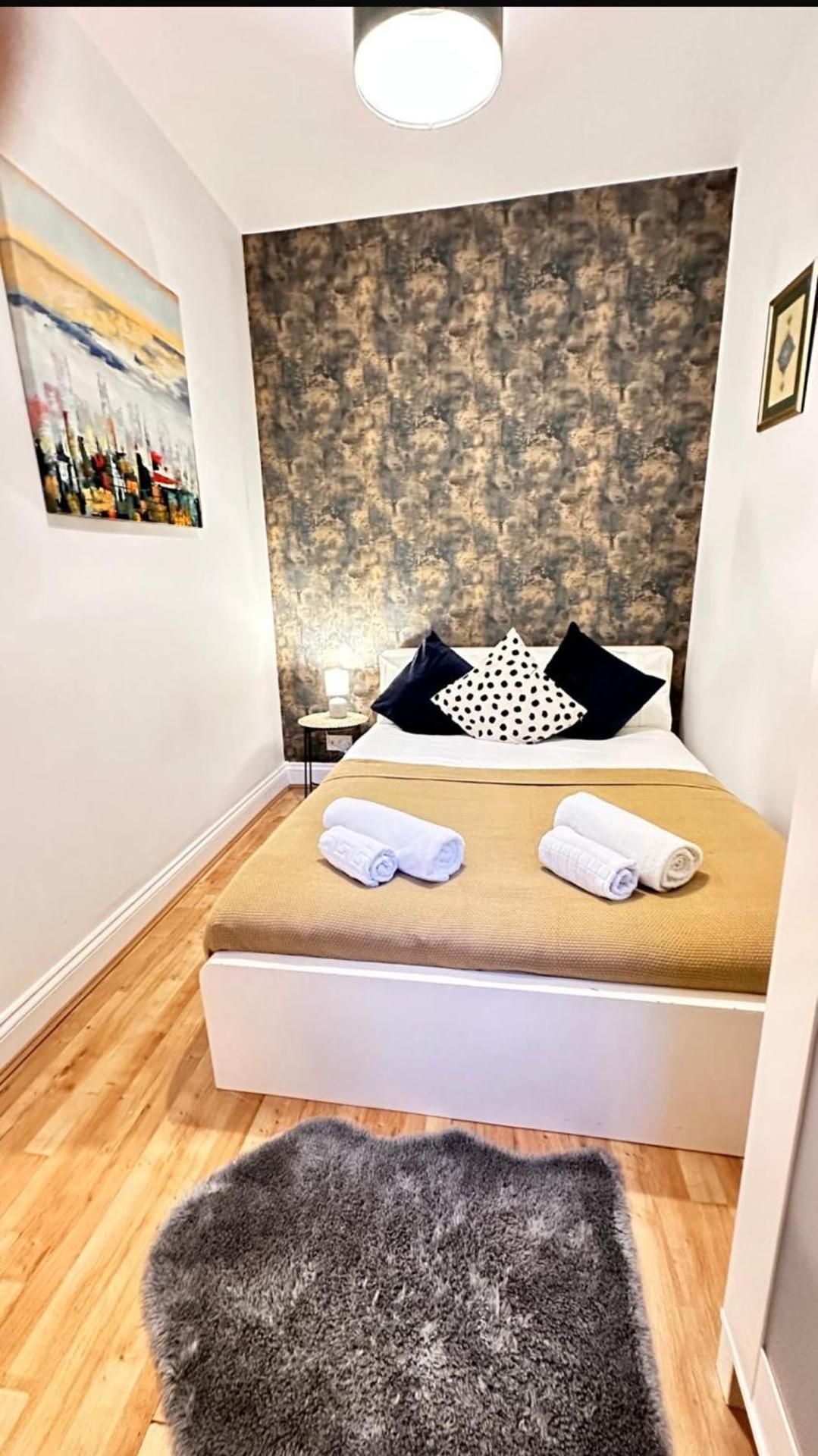 Double Room with Shared Bathroom