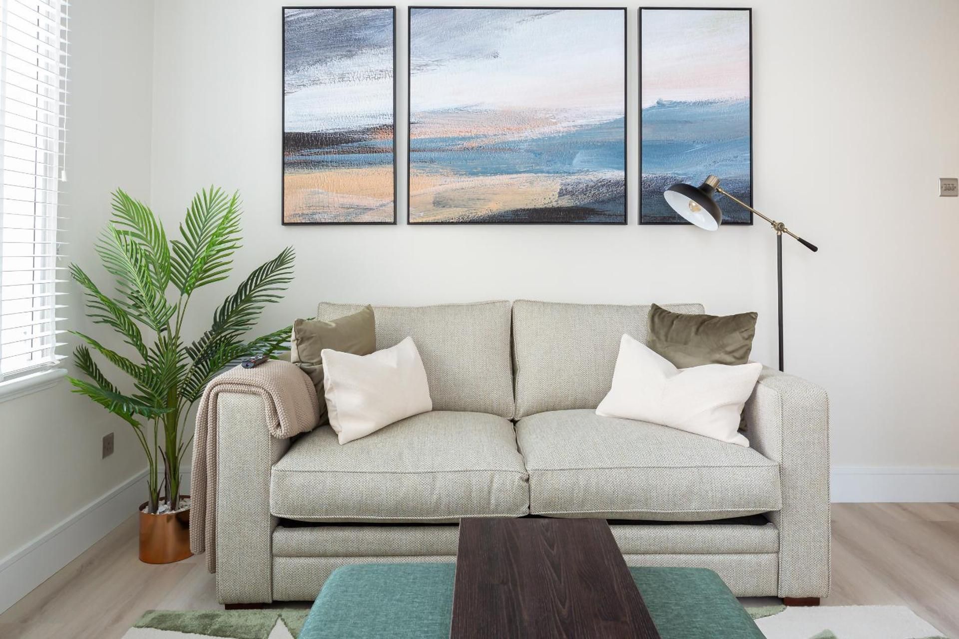One-Bedroom Apartment