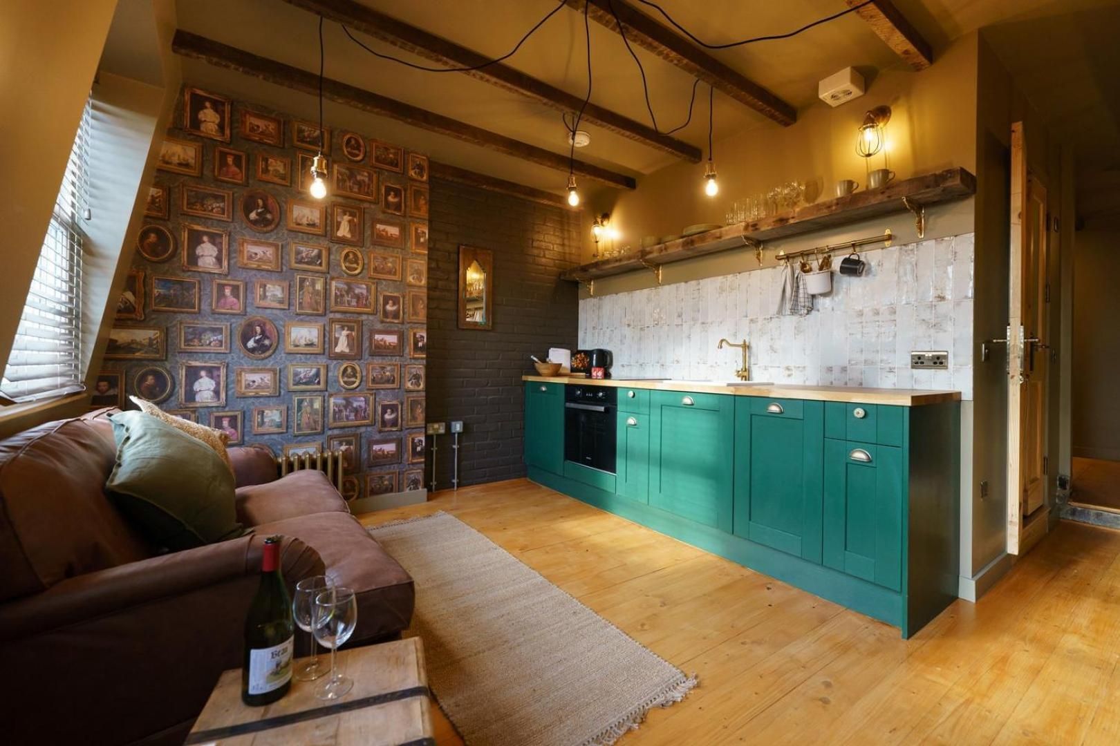 One-Bedroom Apartment