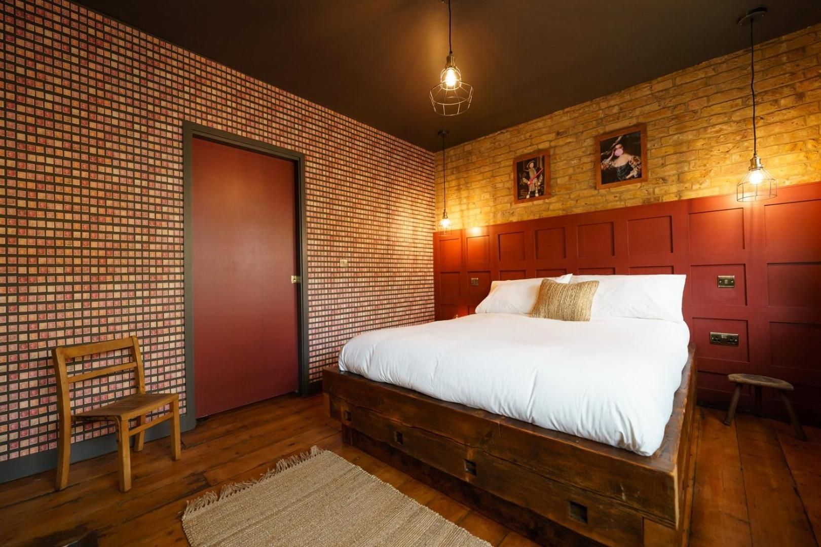 One-Bedroom Standard Apartment