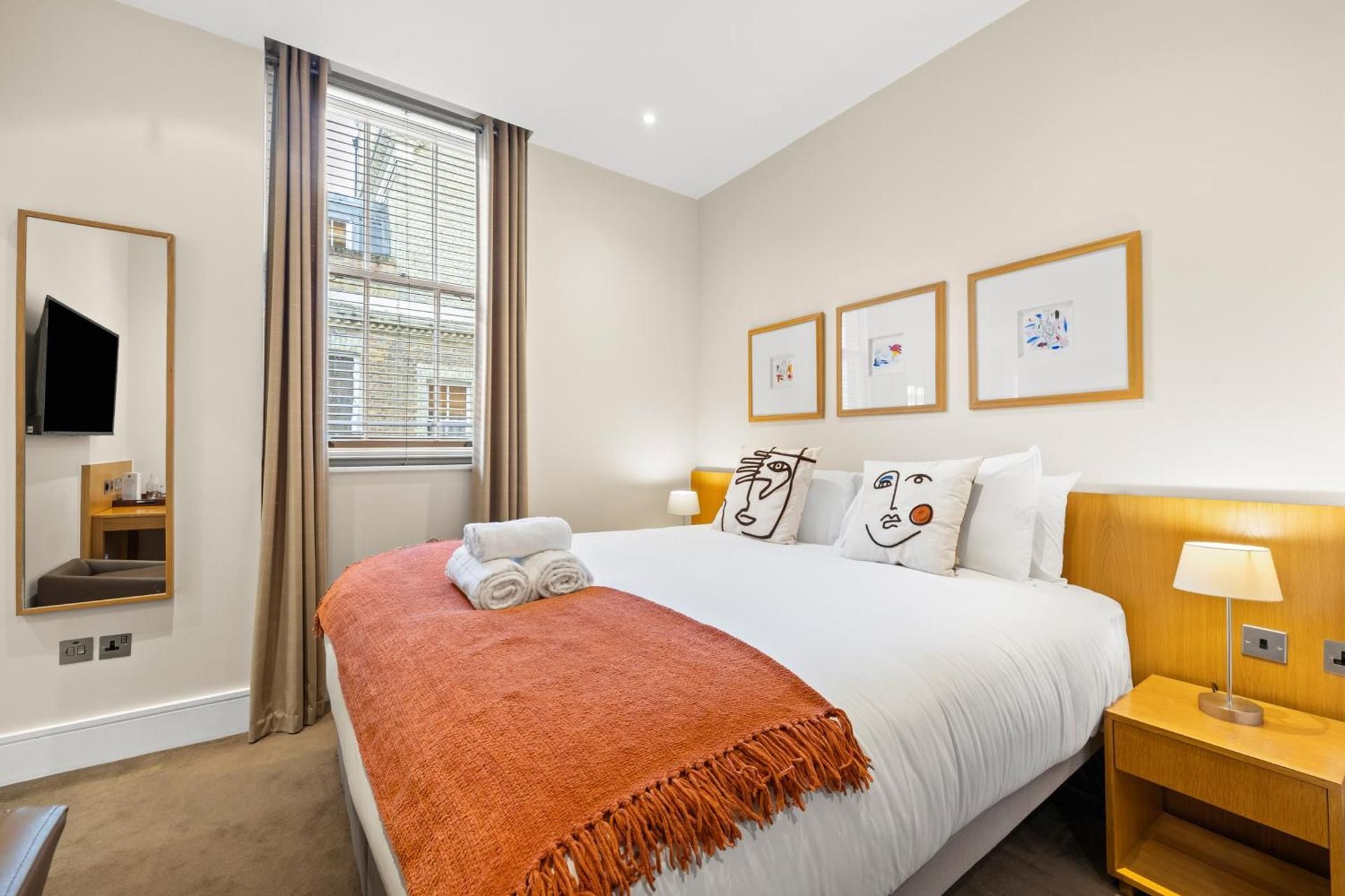 Super King Room