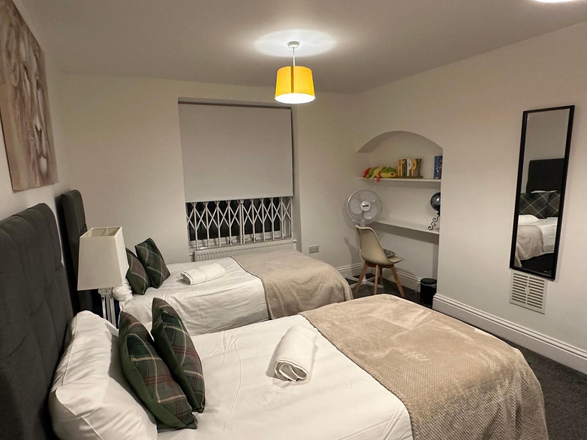 Twin Room with Shared Bathroom