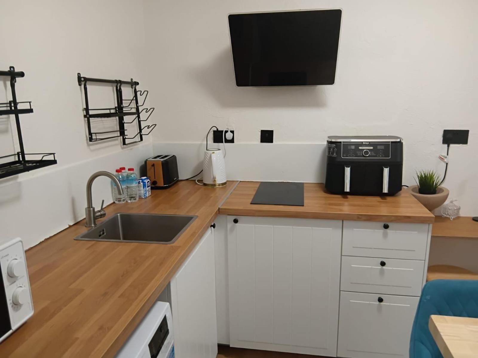 Three-Bedroom Apartment Suite